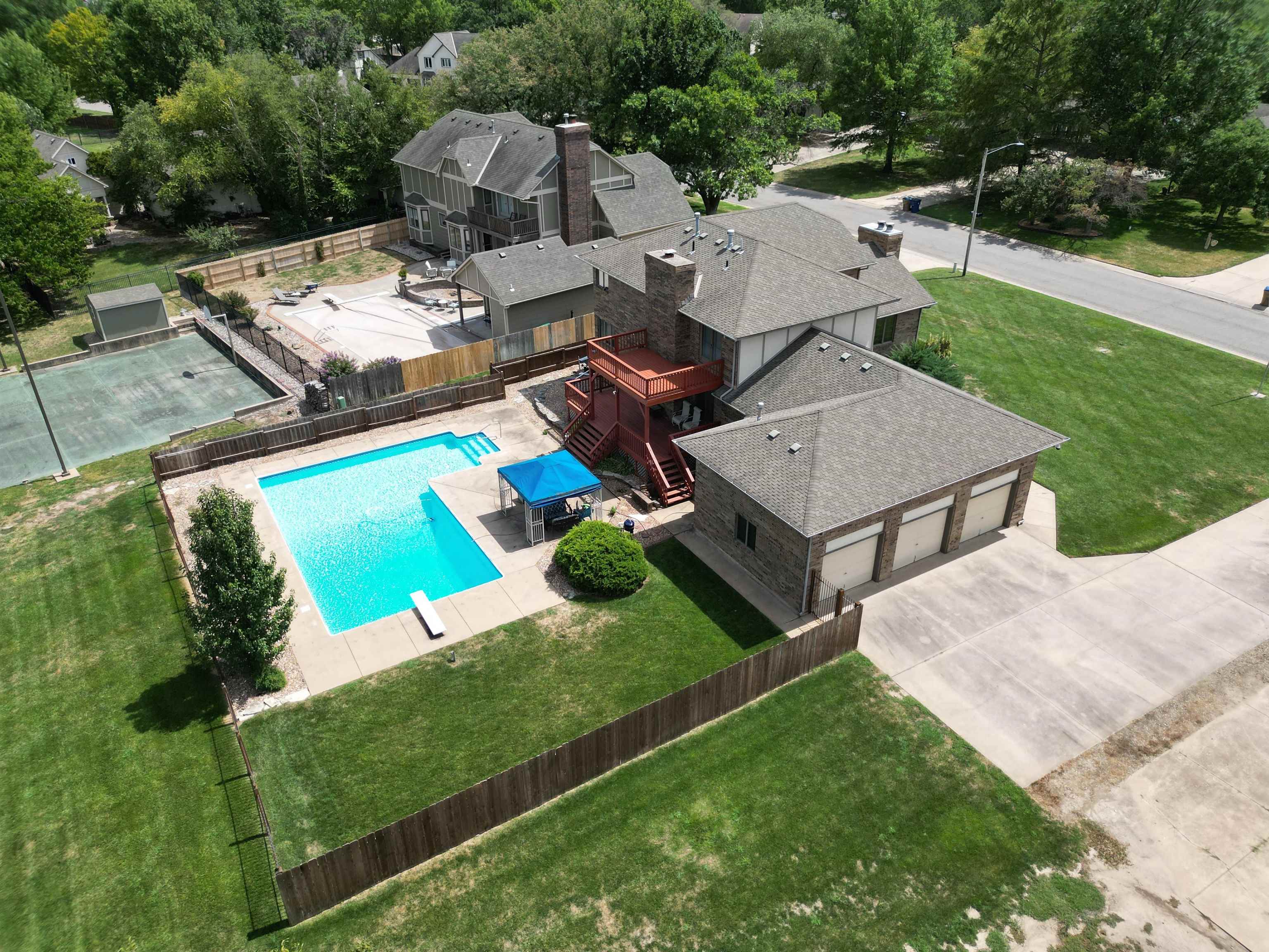 1418 E Kay St Property Photo 10