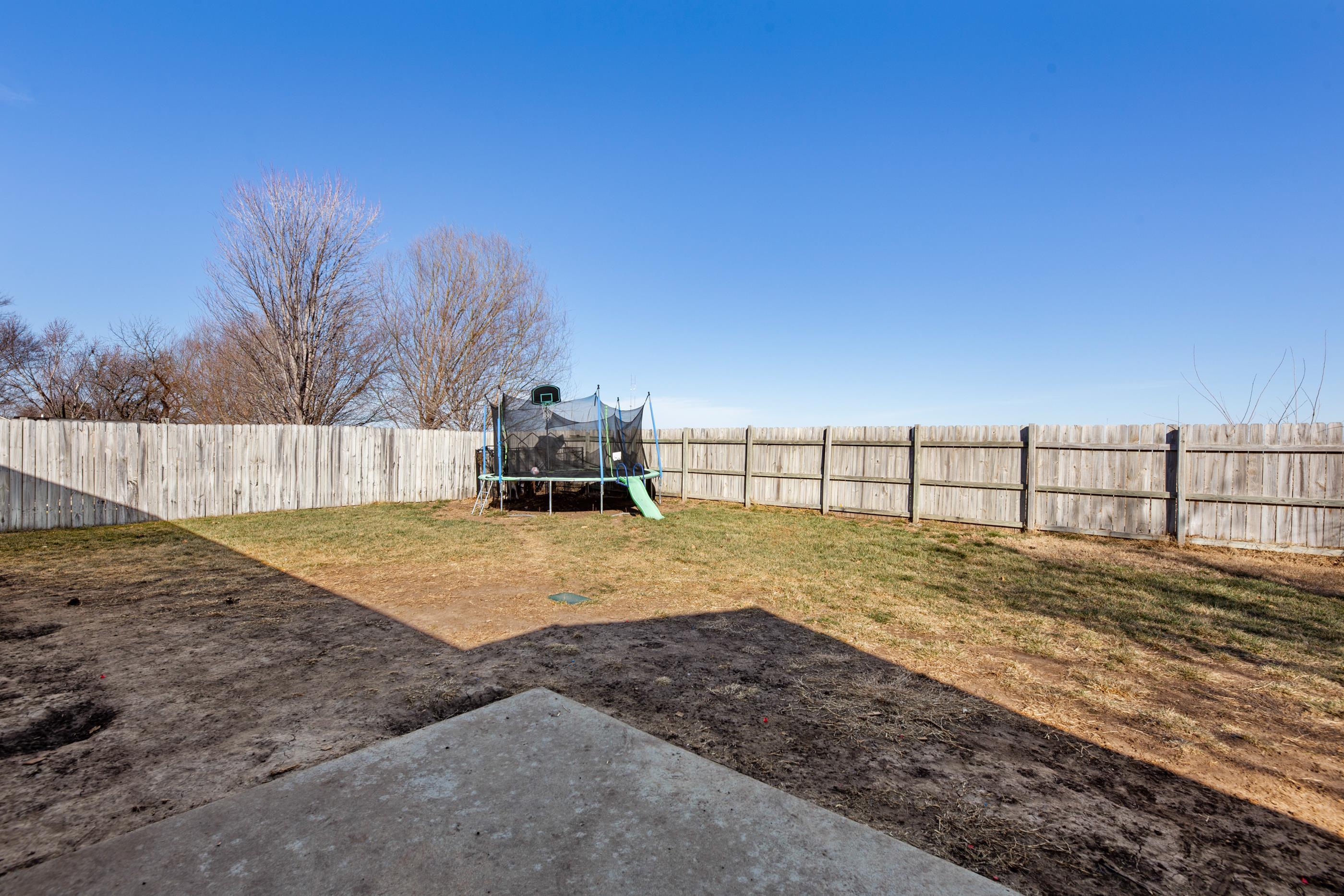 816 Country Ln. Property Photo 30