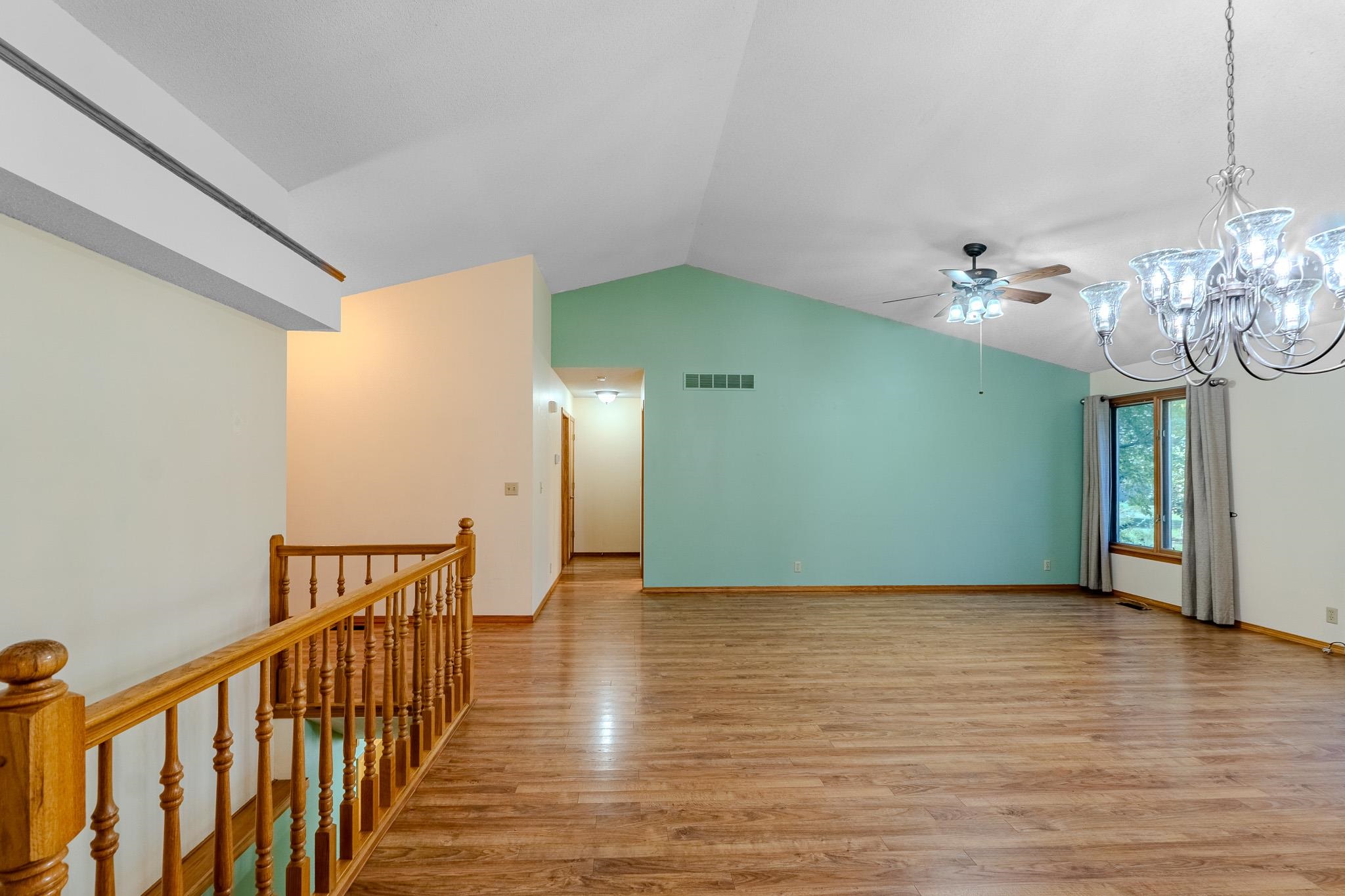 2413 N Watersedge Ct. Property Photo 5
