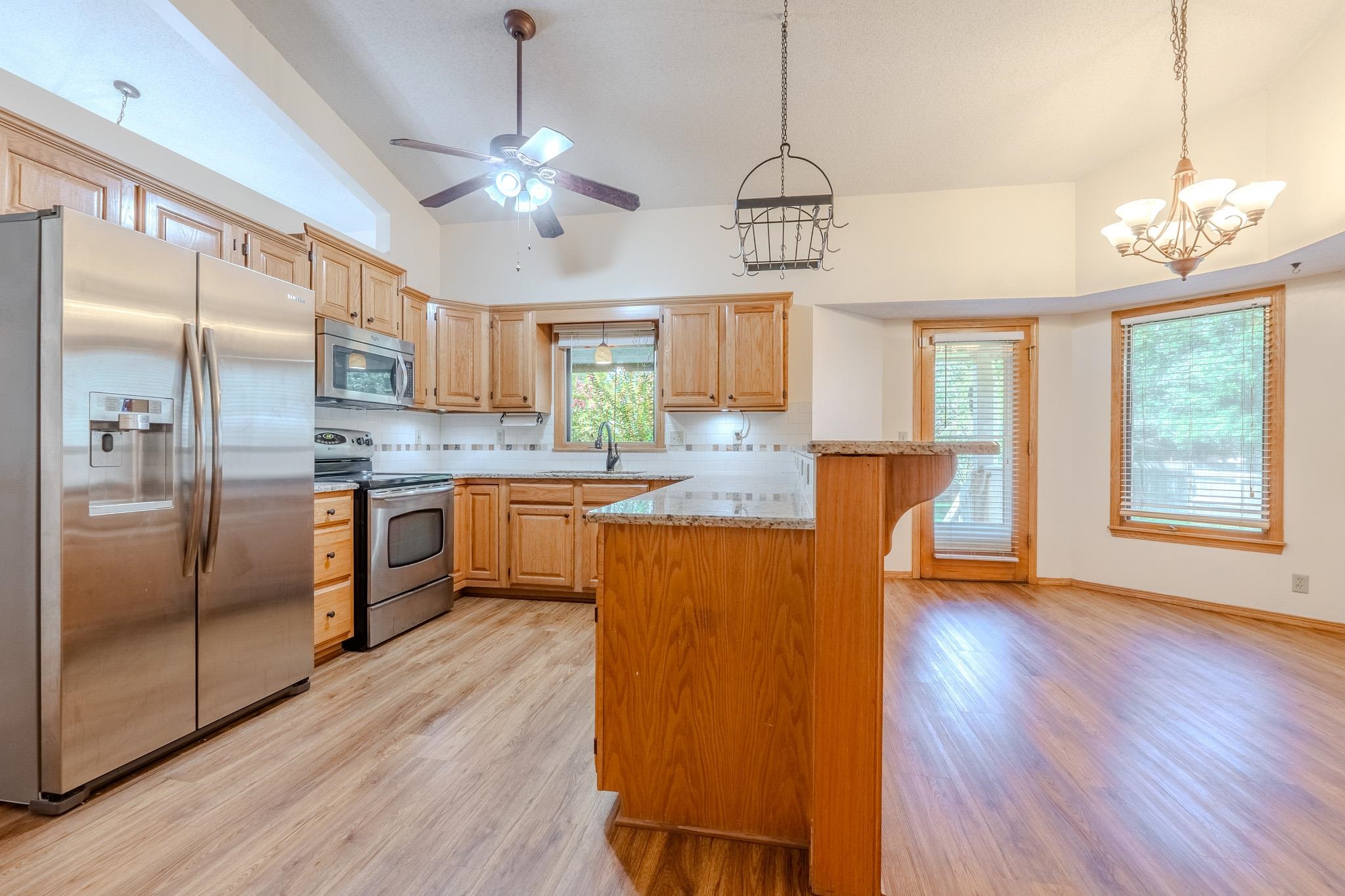 2413 N Watersedge Ct. Property Photo 7