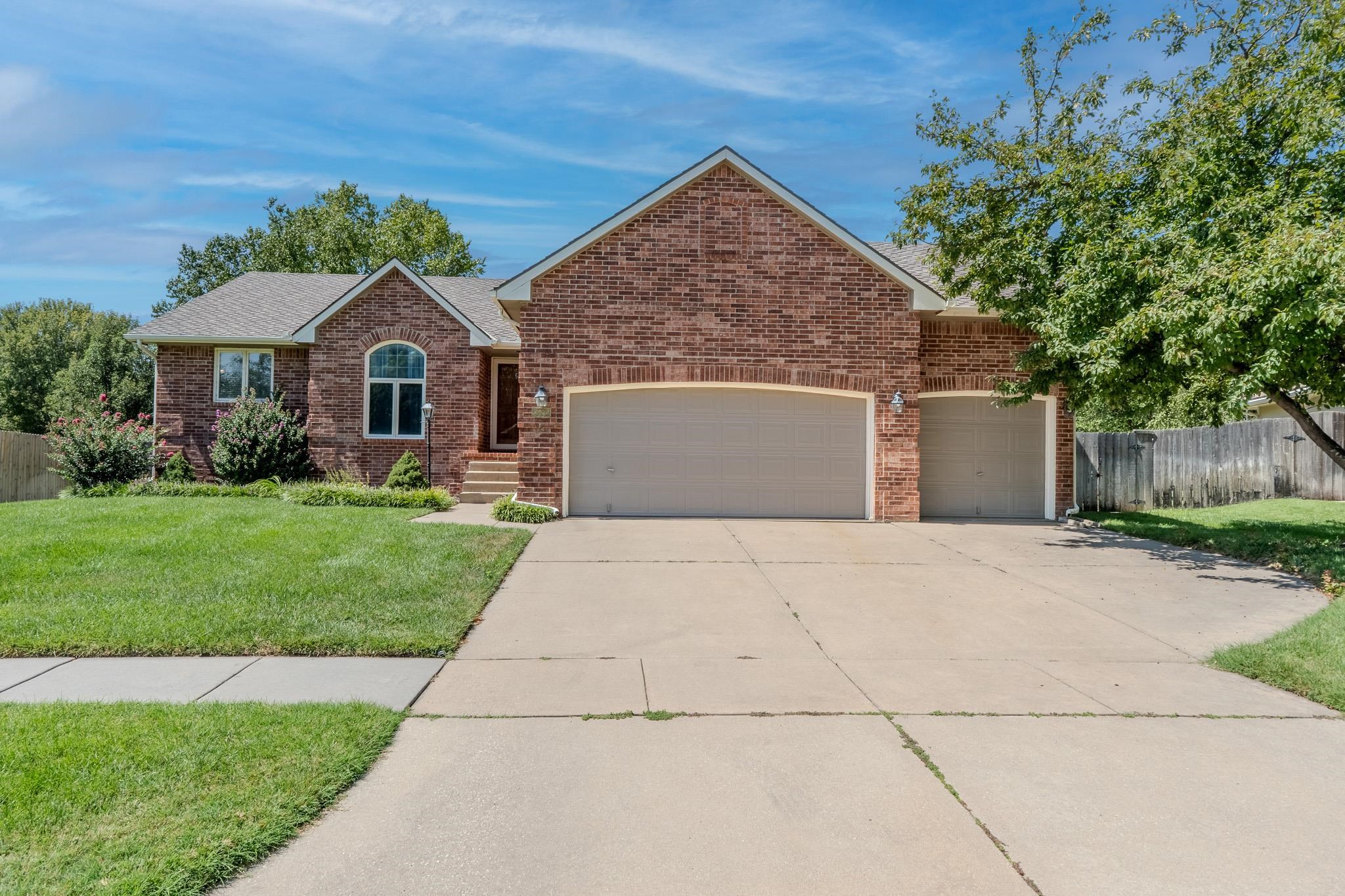 2413 N Watersedge Ct. Property Photo 32