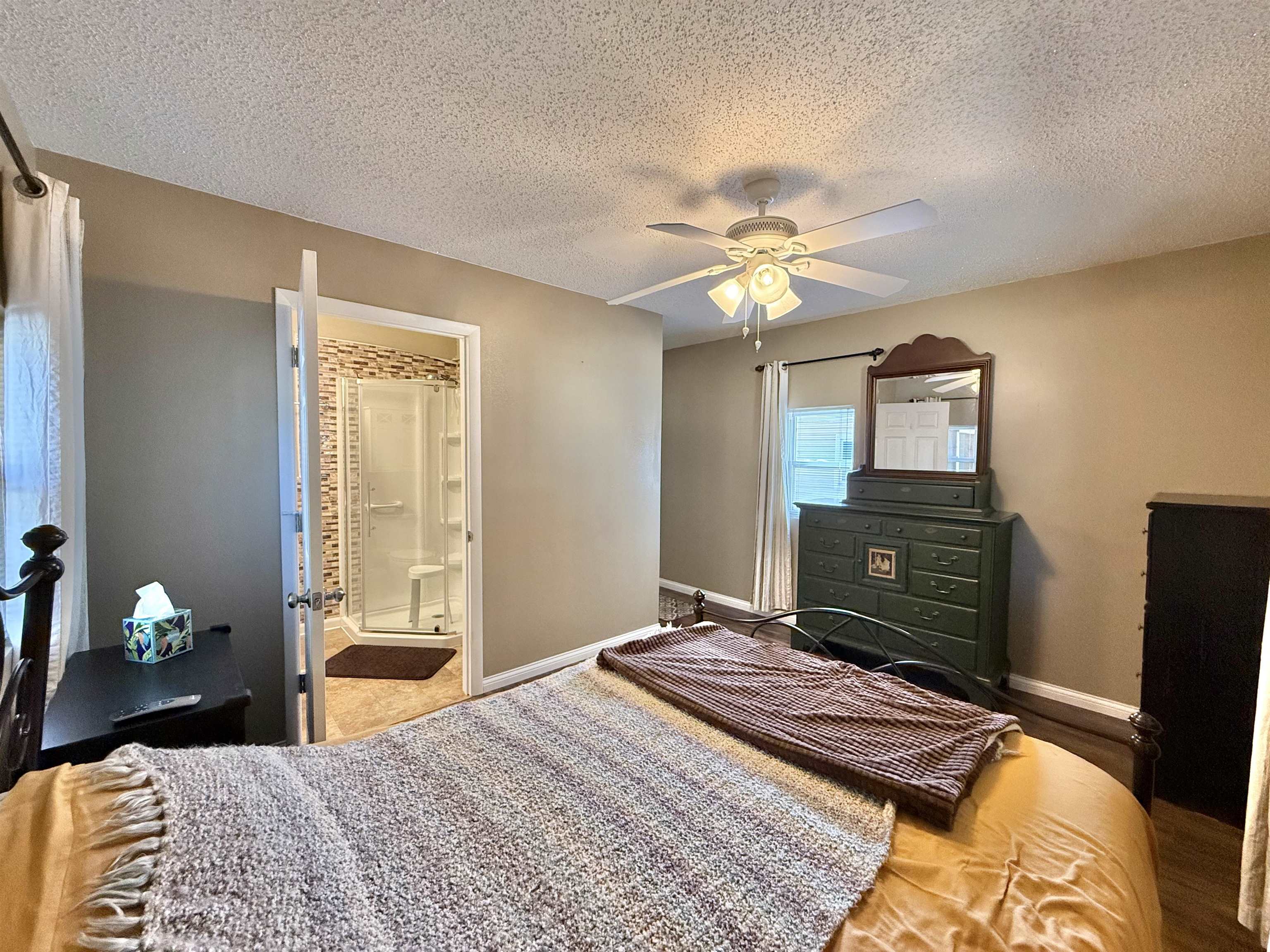 213 W Starlite Property Photo 17