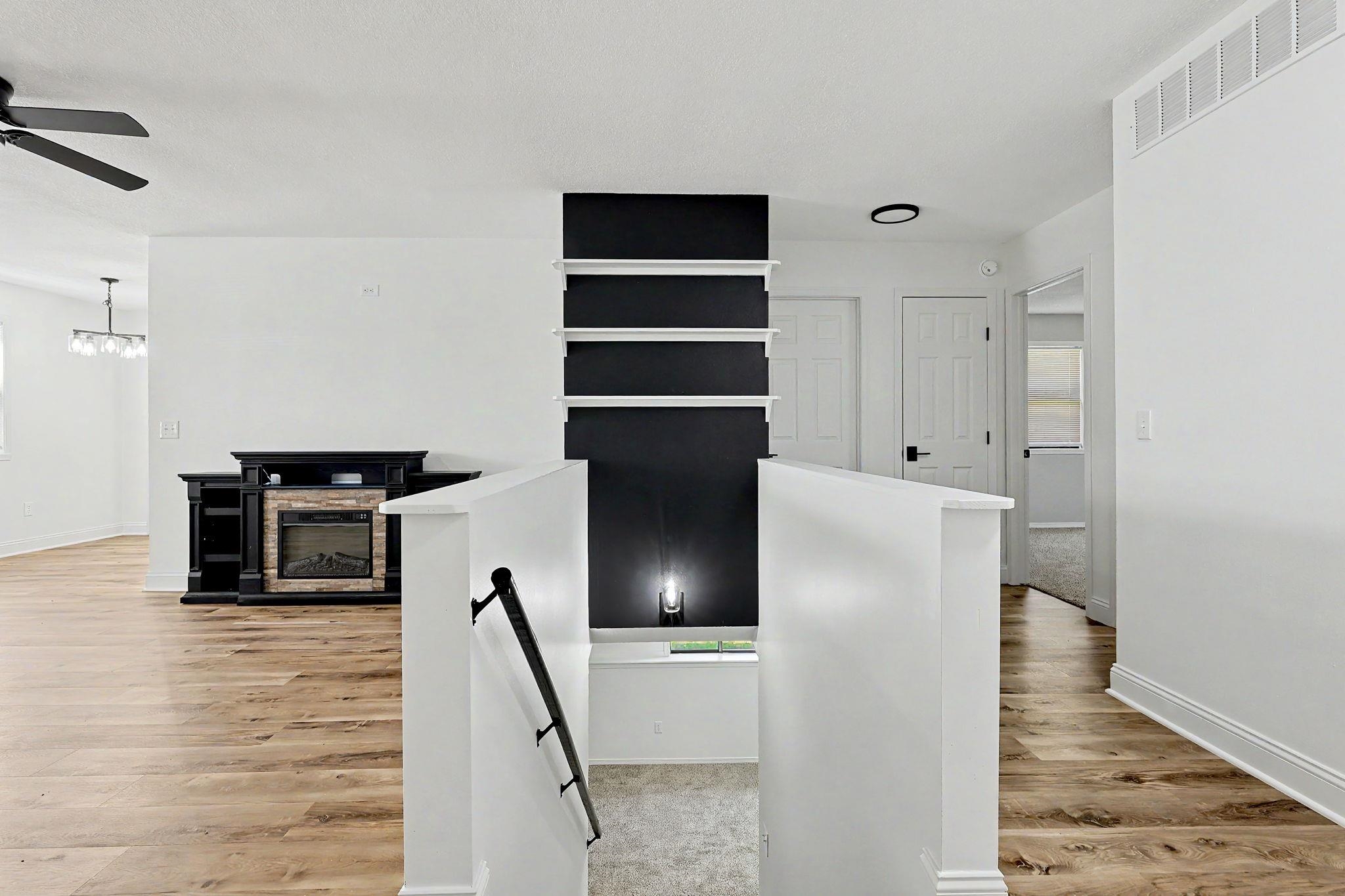 109 S Westview Property Photo 3