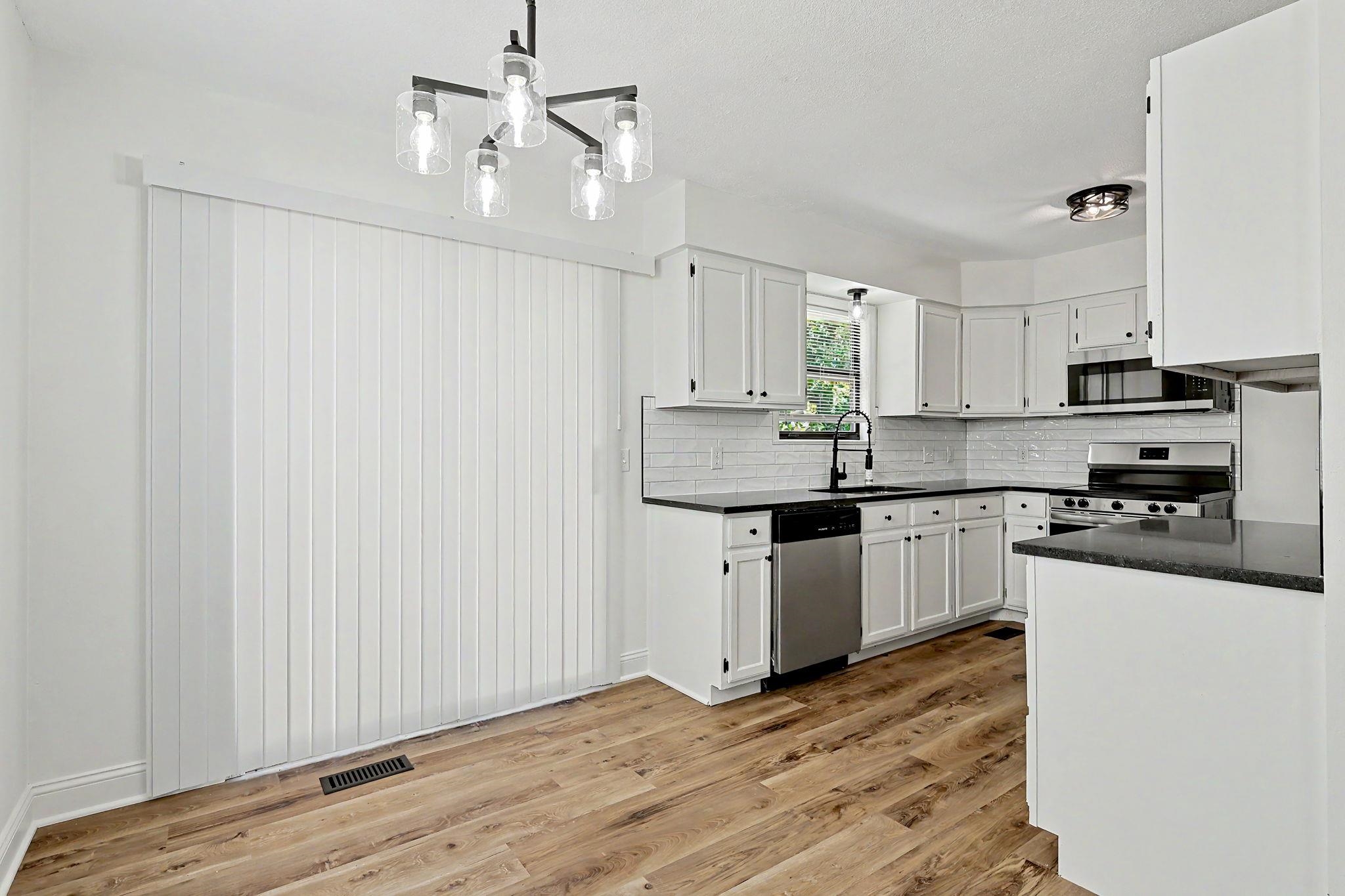 109 S Westview Property Photo 8
