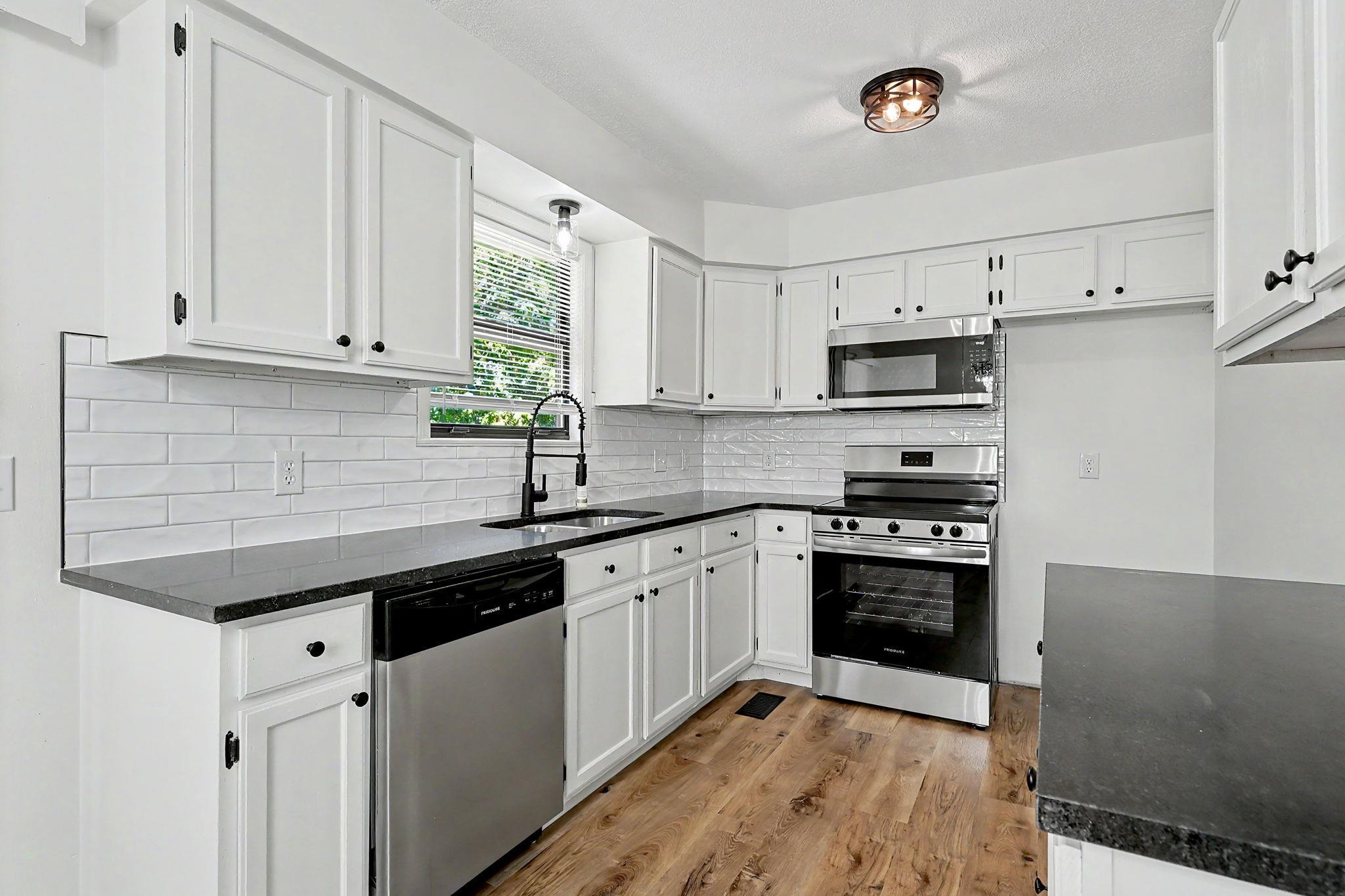 109 S Westview Property Photo 11