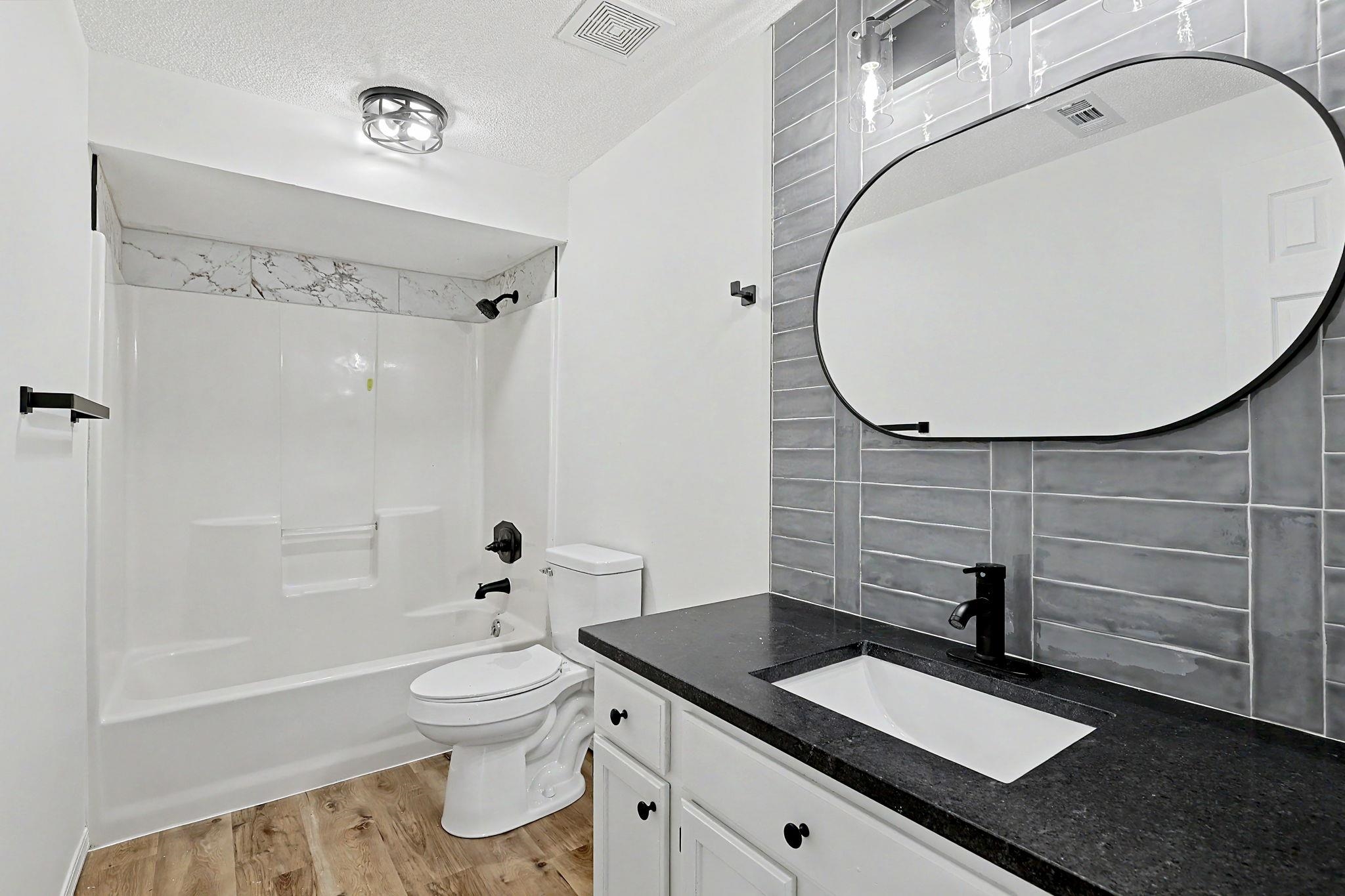 109 S Westview Property Photo 24