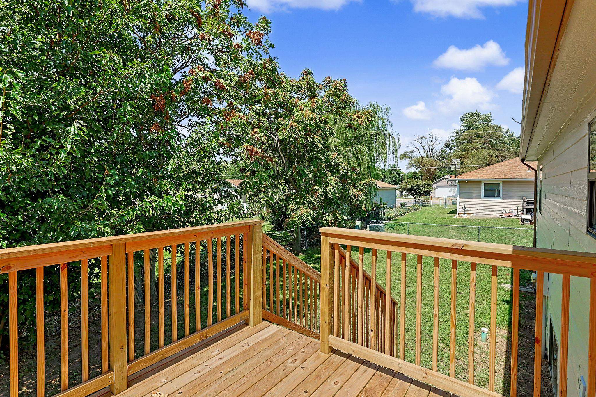 109 S Westview Property Photo 29