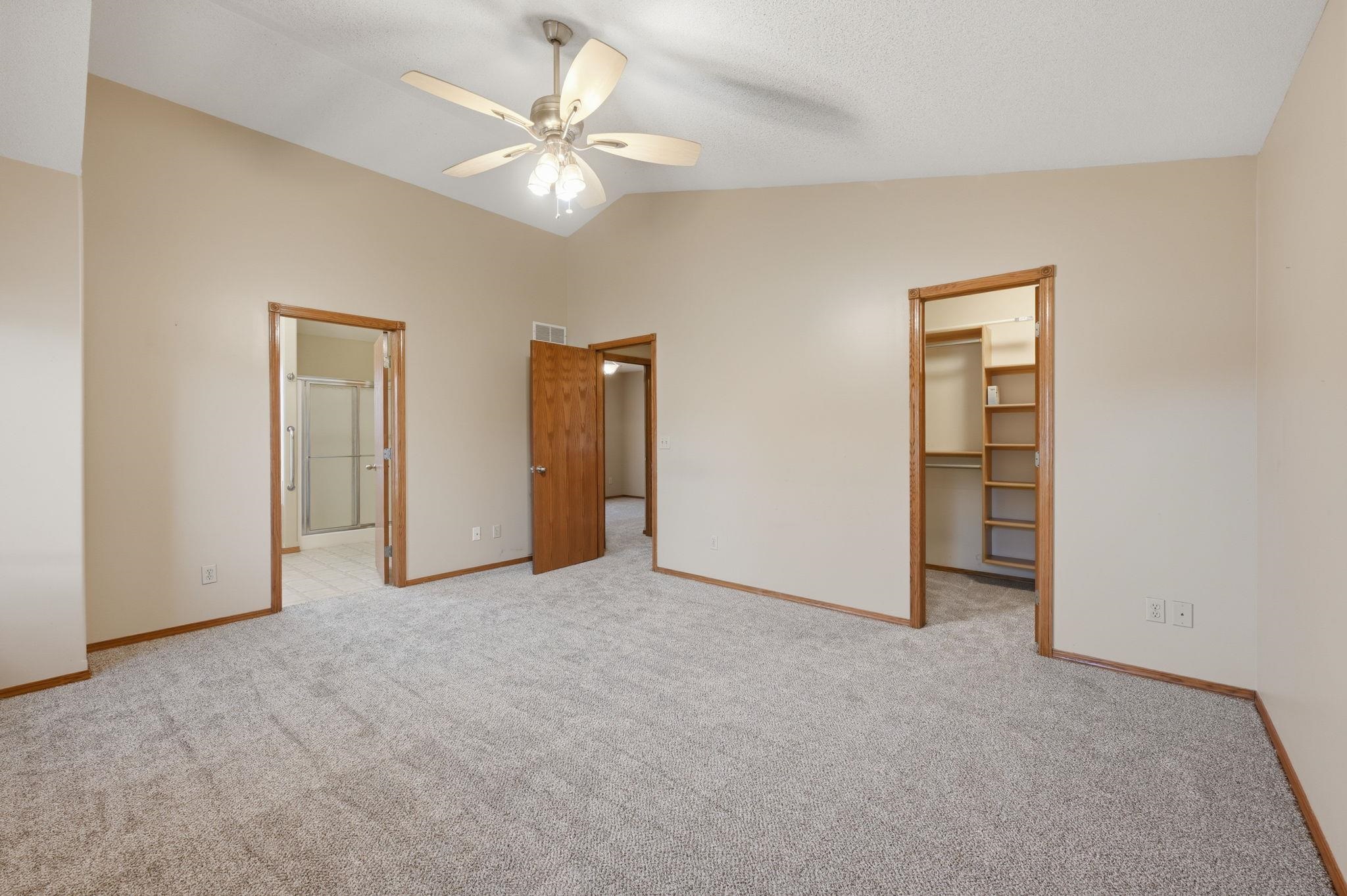 5402 S Victoria Ct. Property Photo 13