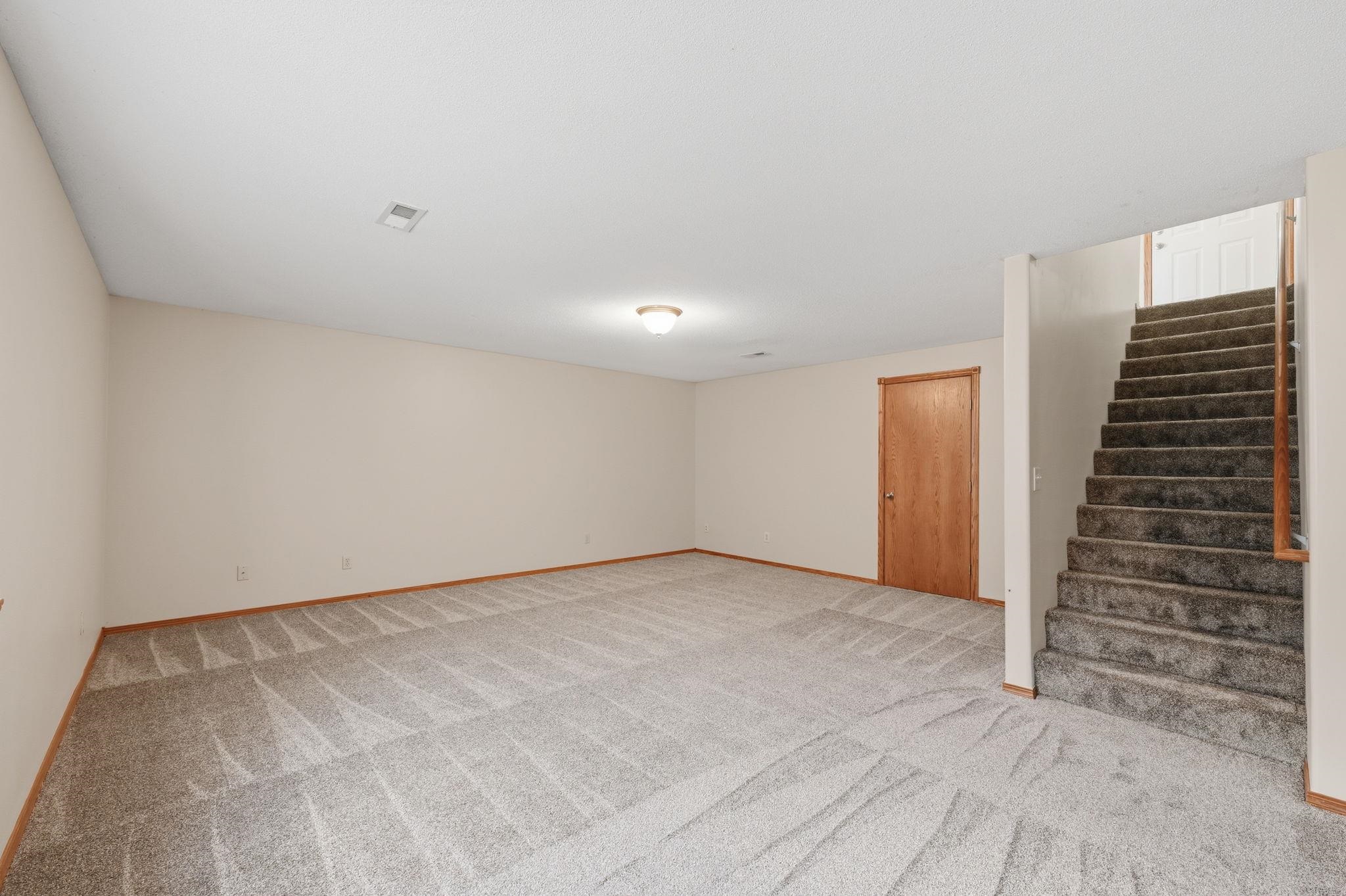 5402 S Victoria Ct. Property Photo 20