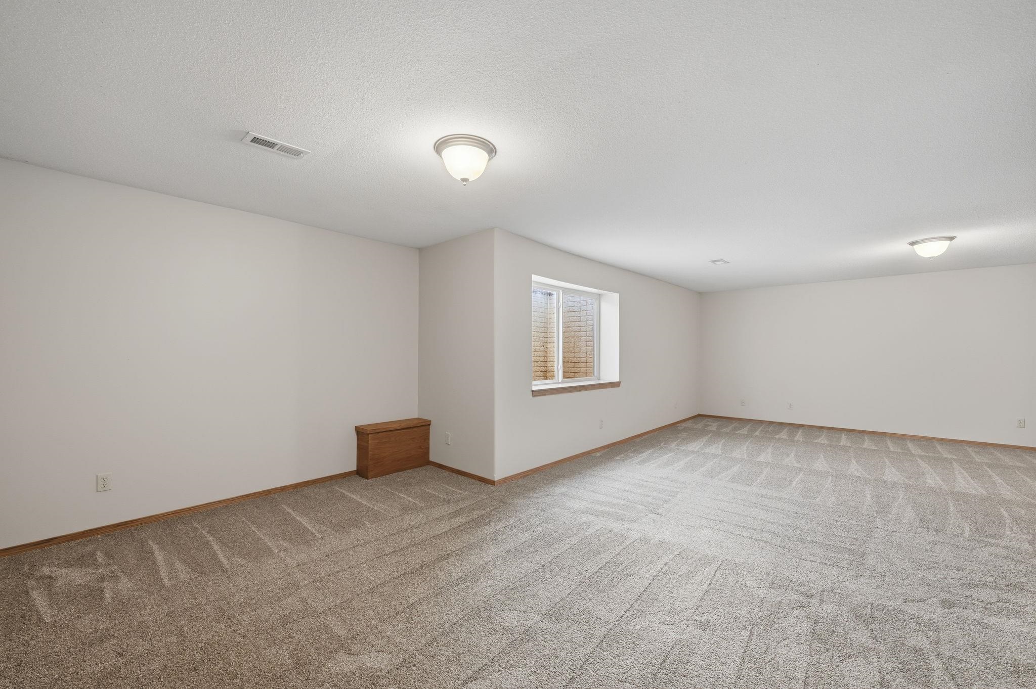 5402 S Victoria Ct. Property Photo 23