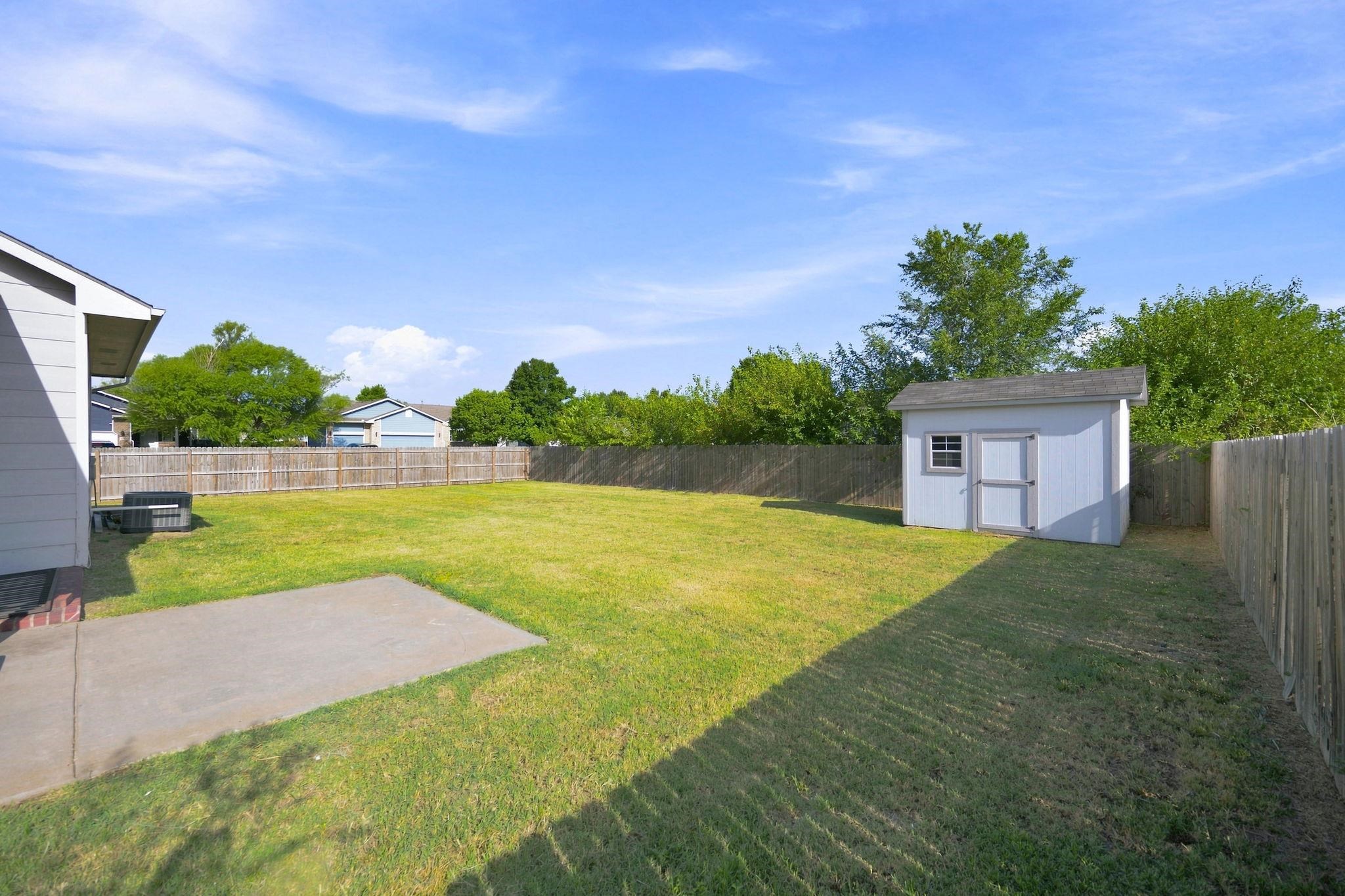 5402 S Victoria Ct. Property Photo 28