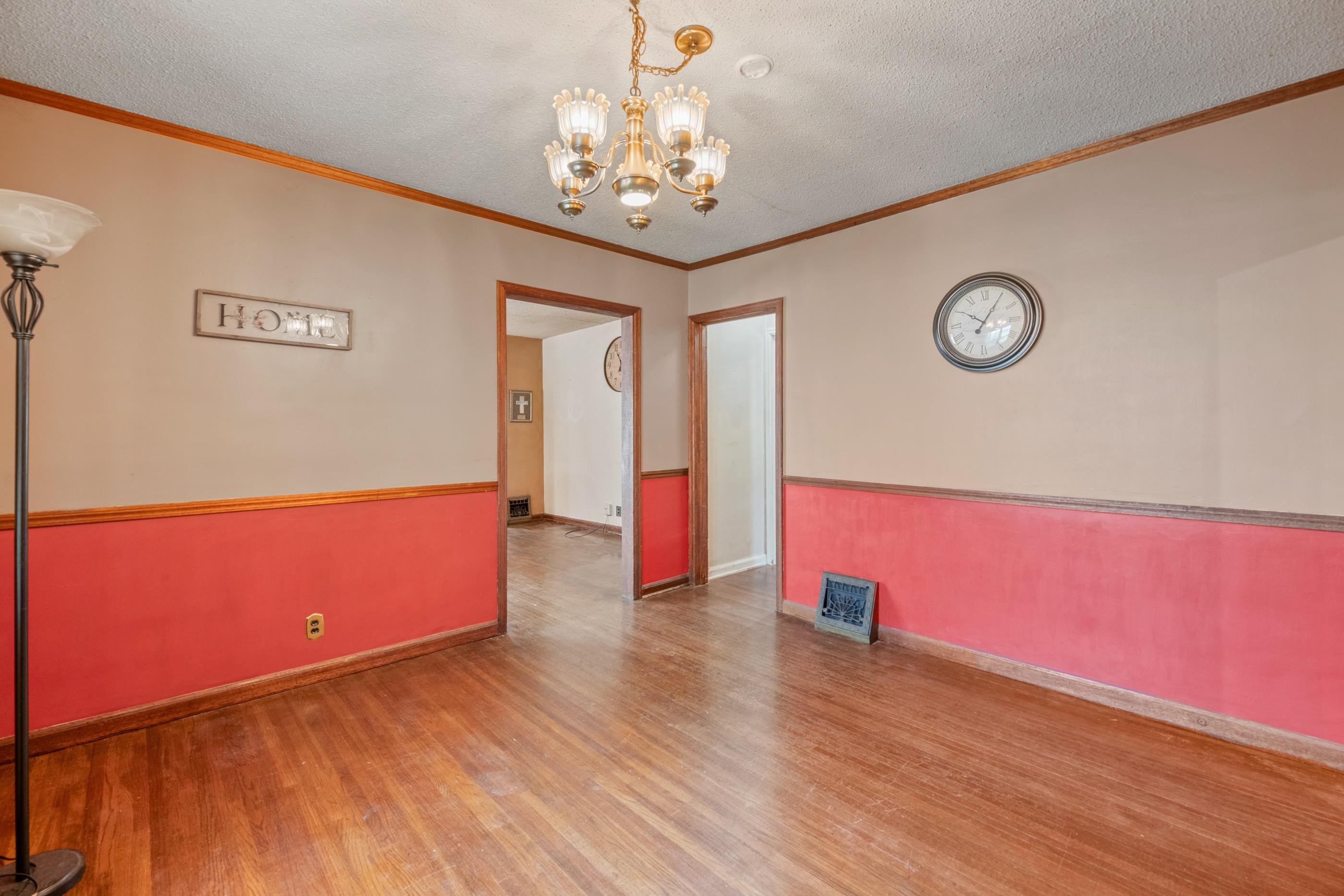 229 N Battin Property Photo 6