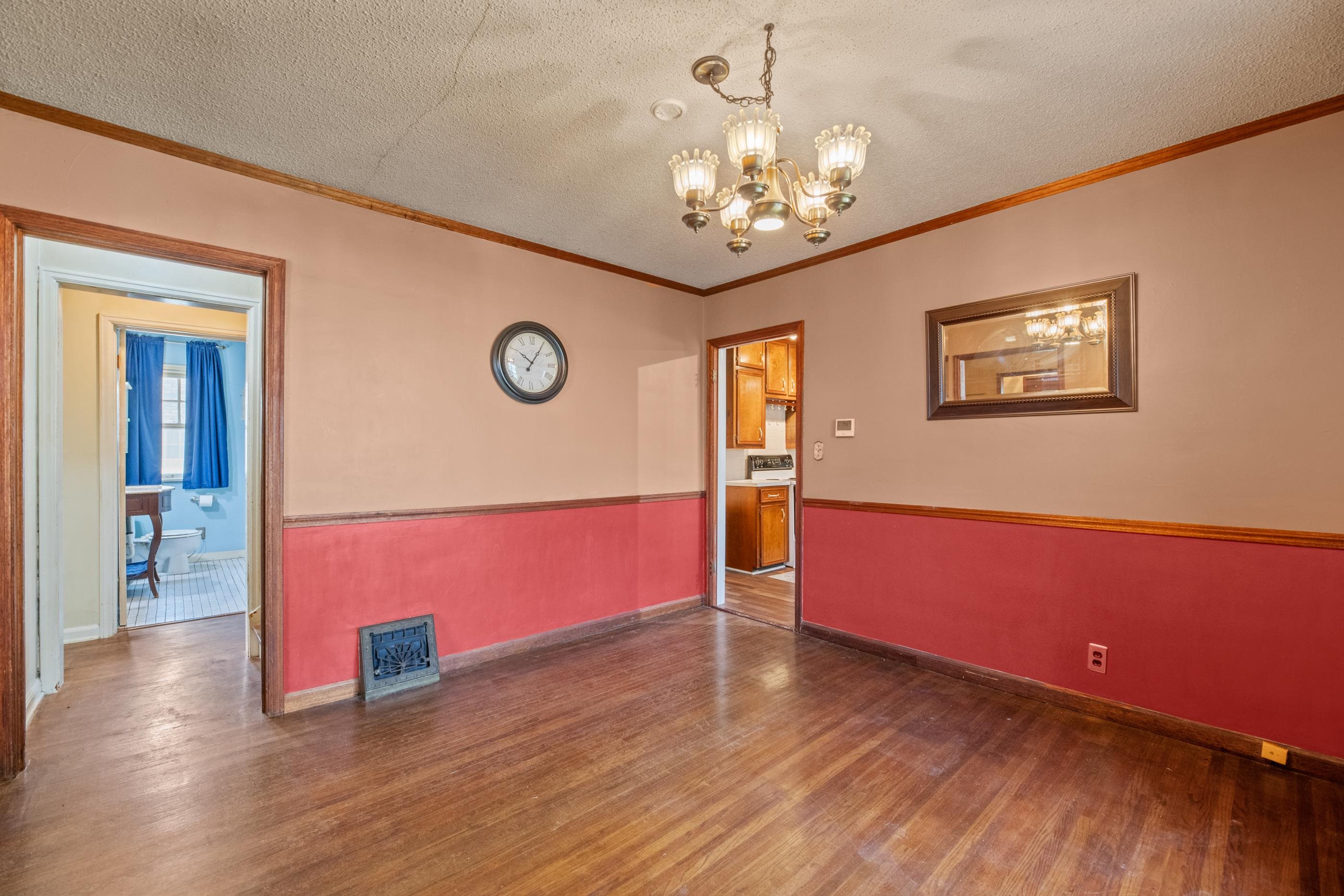 229 N Battin Property Photo 7