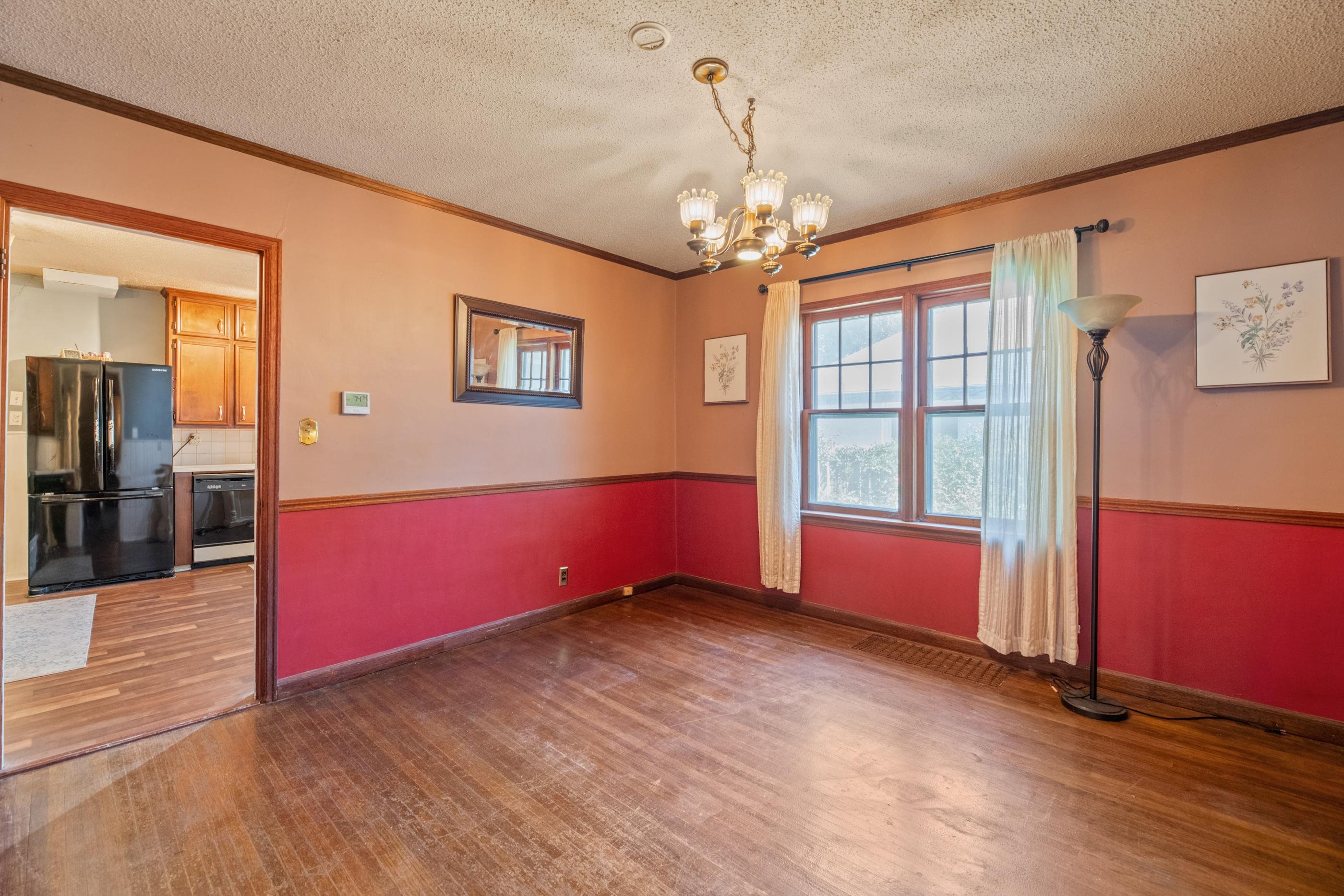 229 N Battin Property Photo 8