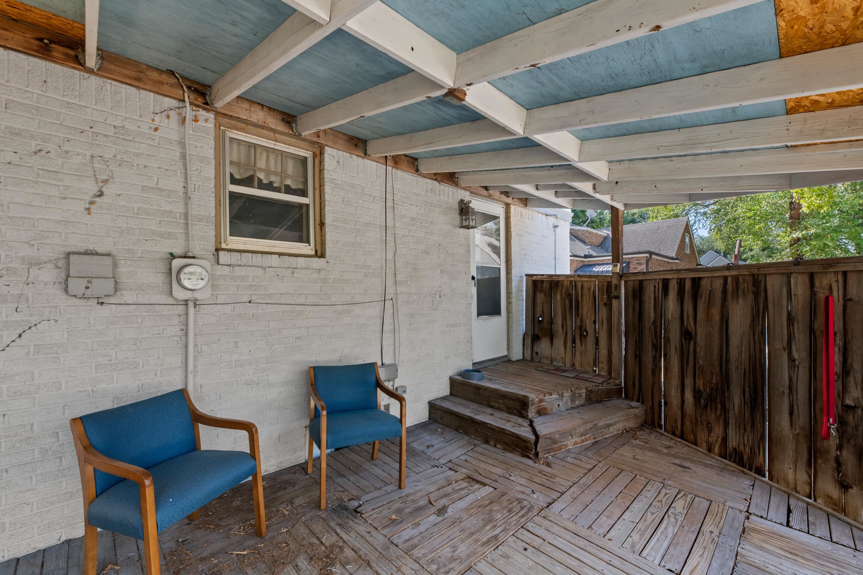229 N Battin Property Photo 32