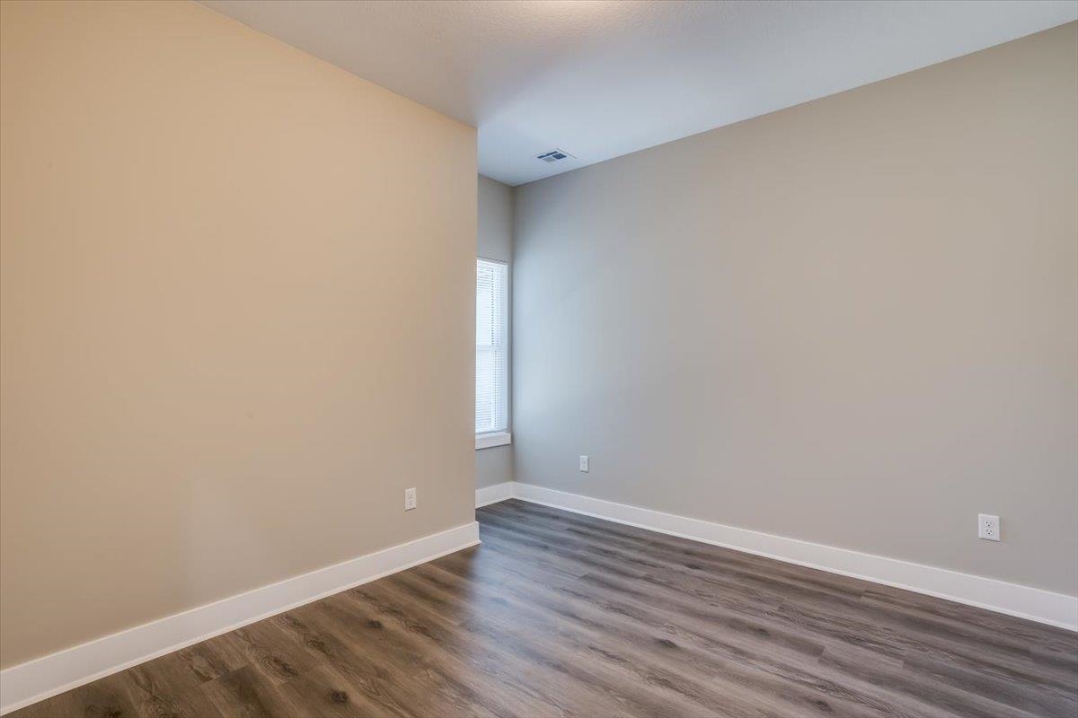 5024 N Vassar Ave Property Photo 23