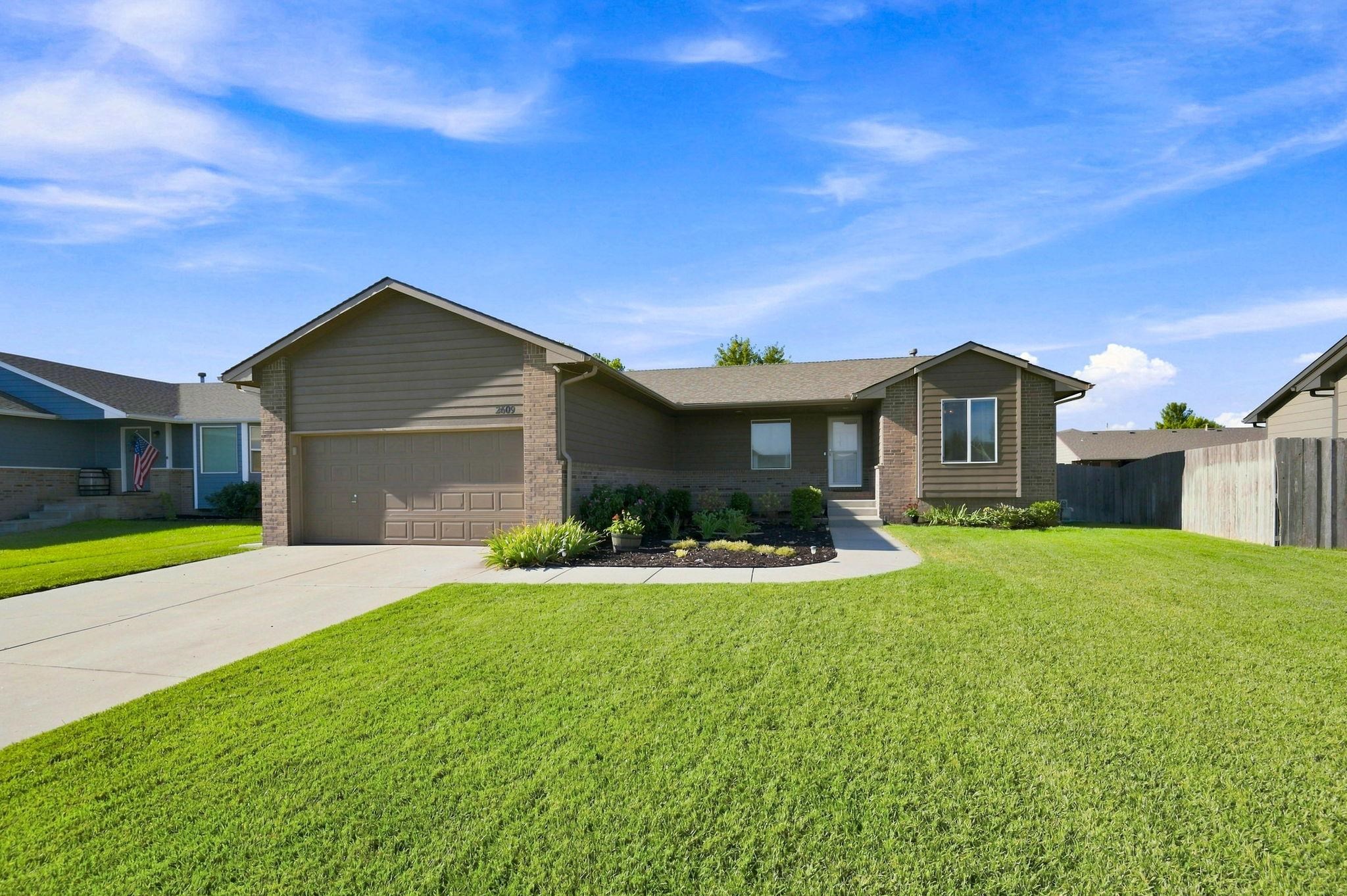2609 E Casey Property Photo 1