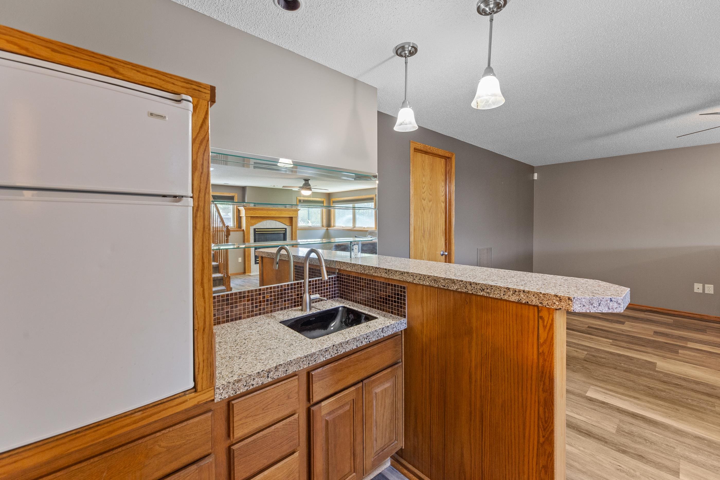 409 N Jaax St Property Photo 22