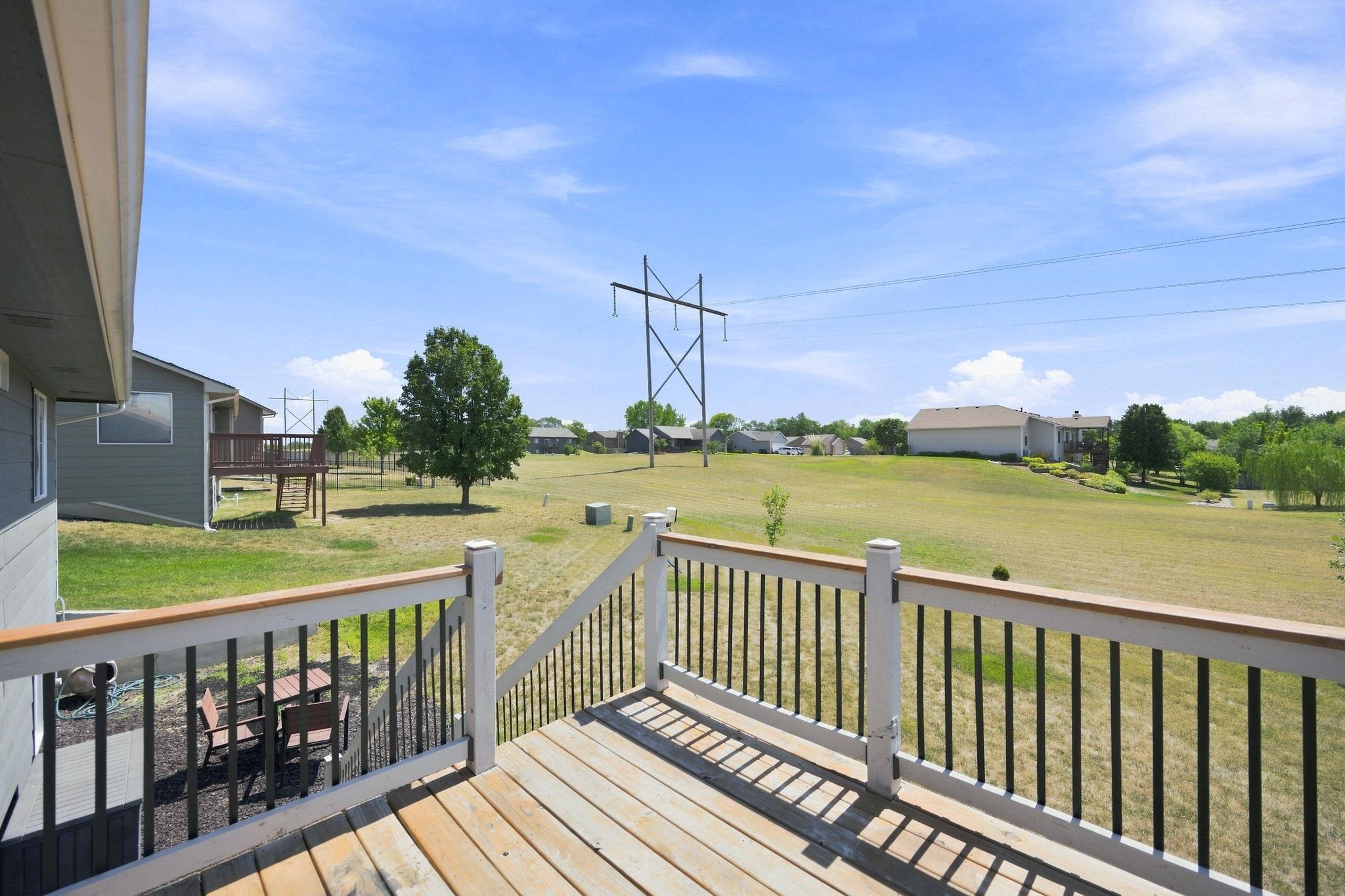 6906 N Wendell Property Photo 31