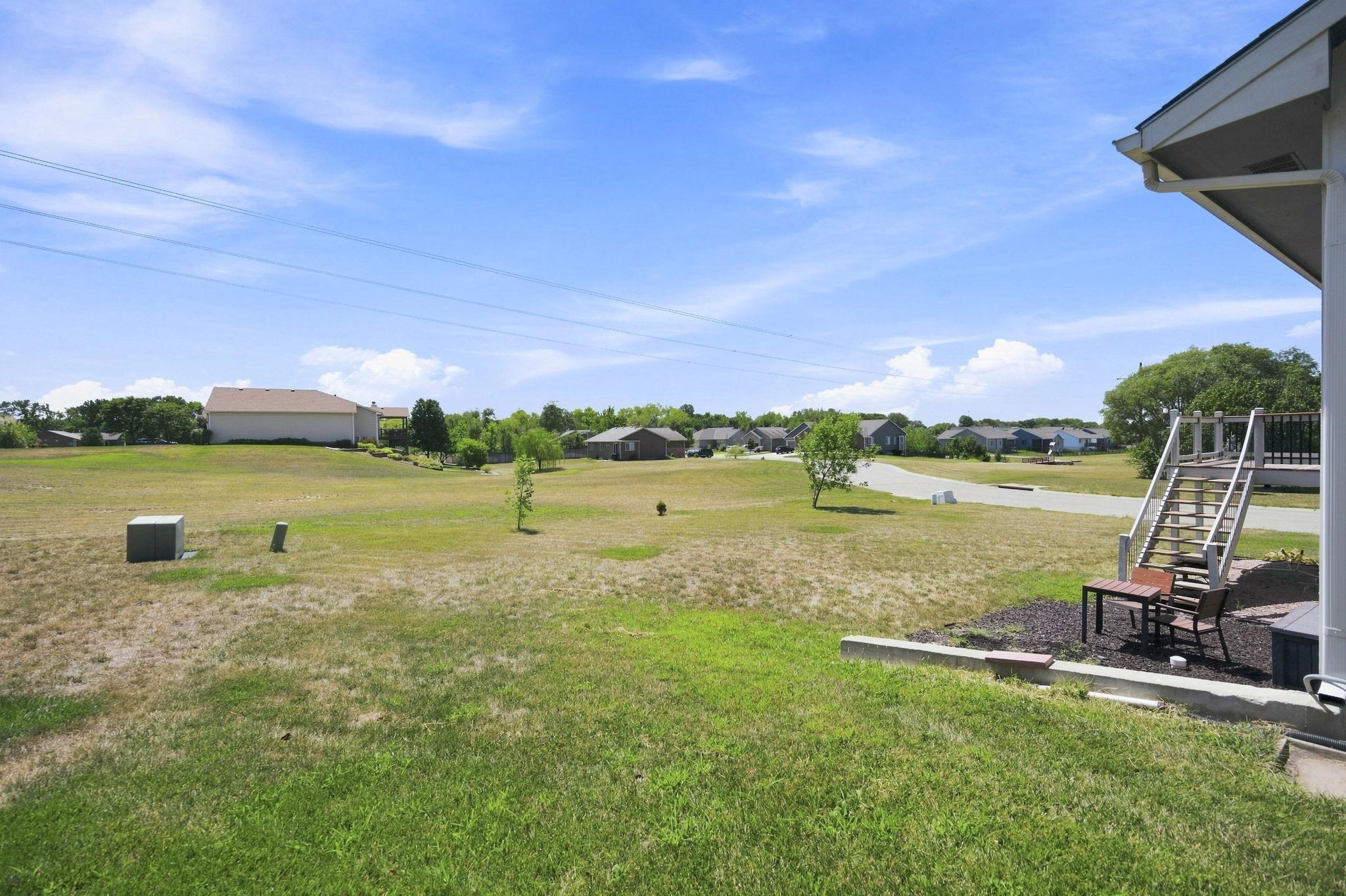 6906 N Wendell Property Photo 32