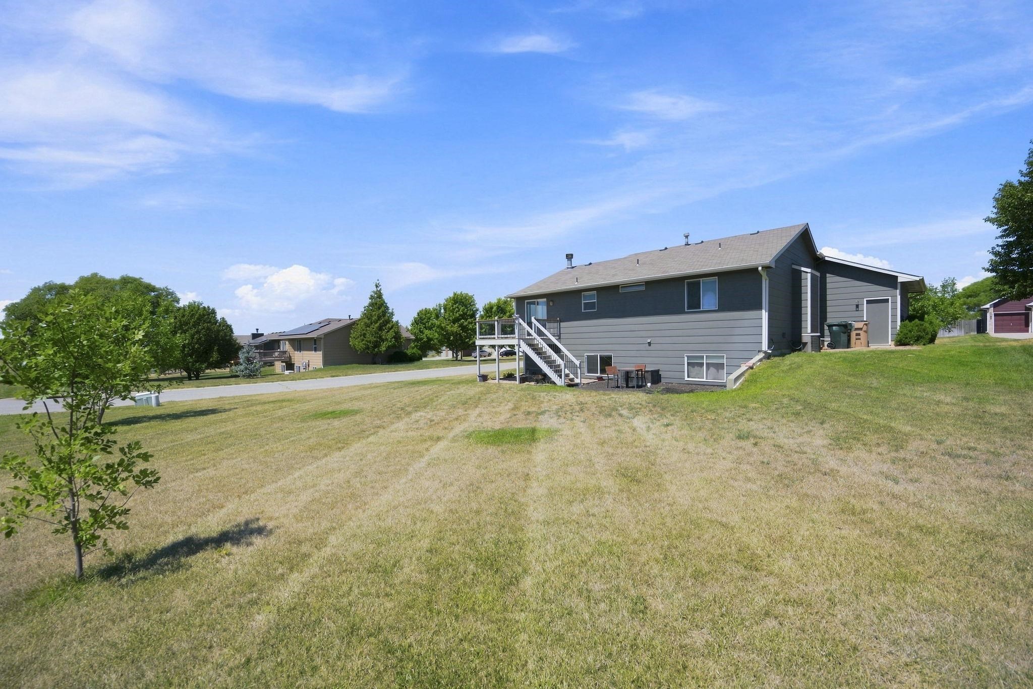 6906 N Wendell Property Photo 33