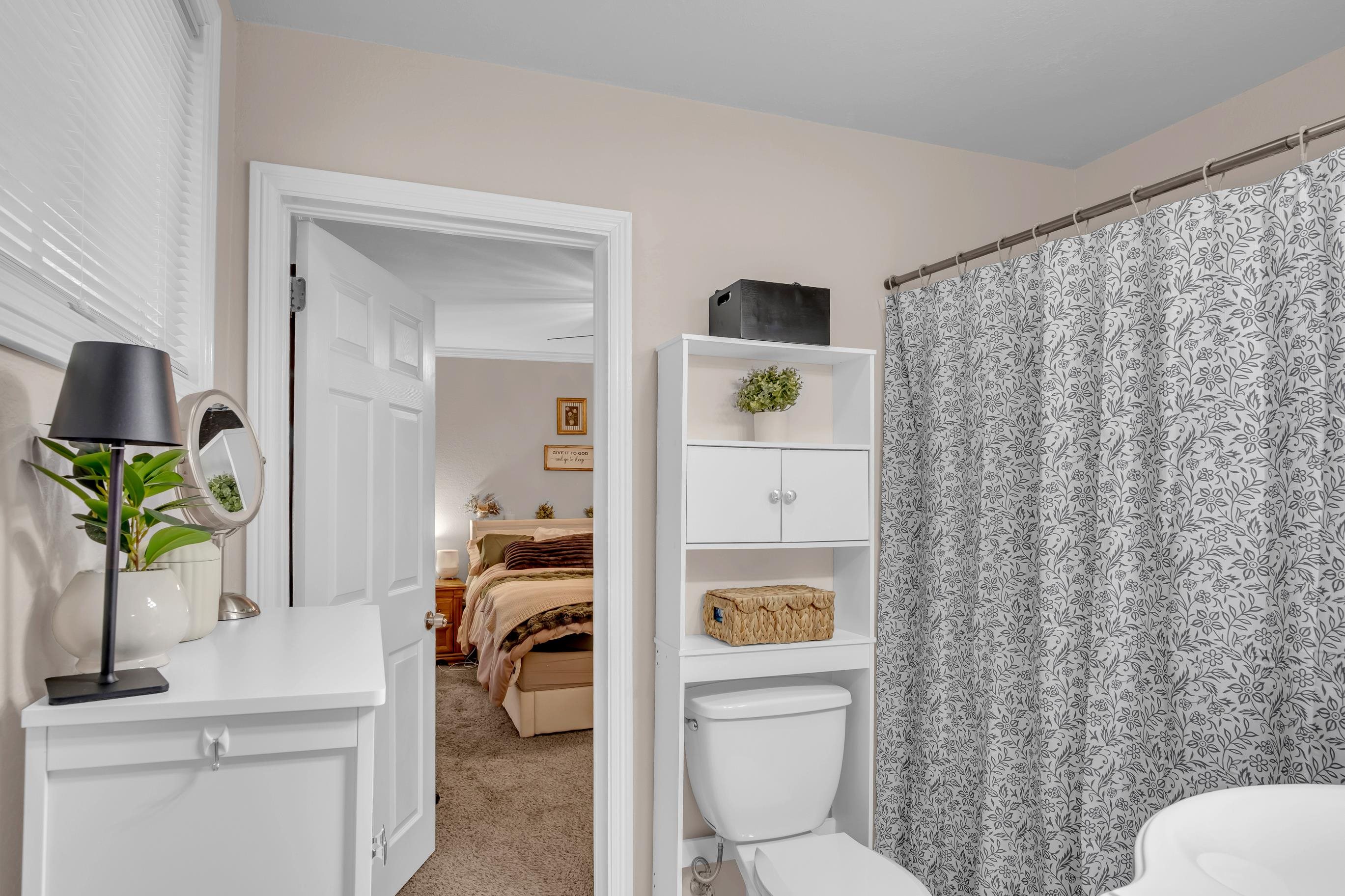1113 N Main Property Photo 19