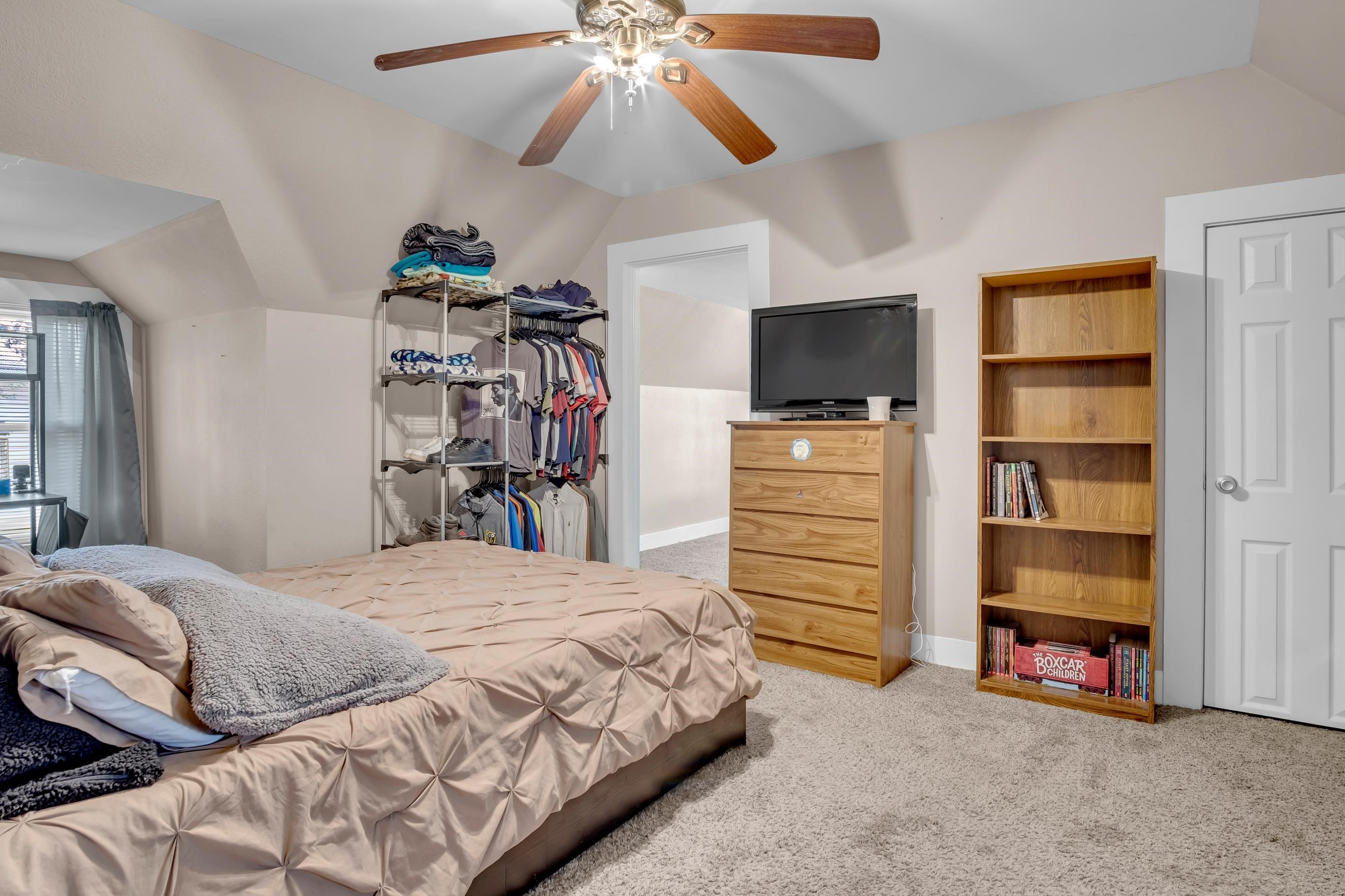 1113 N Main Property Photo 24