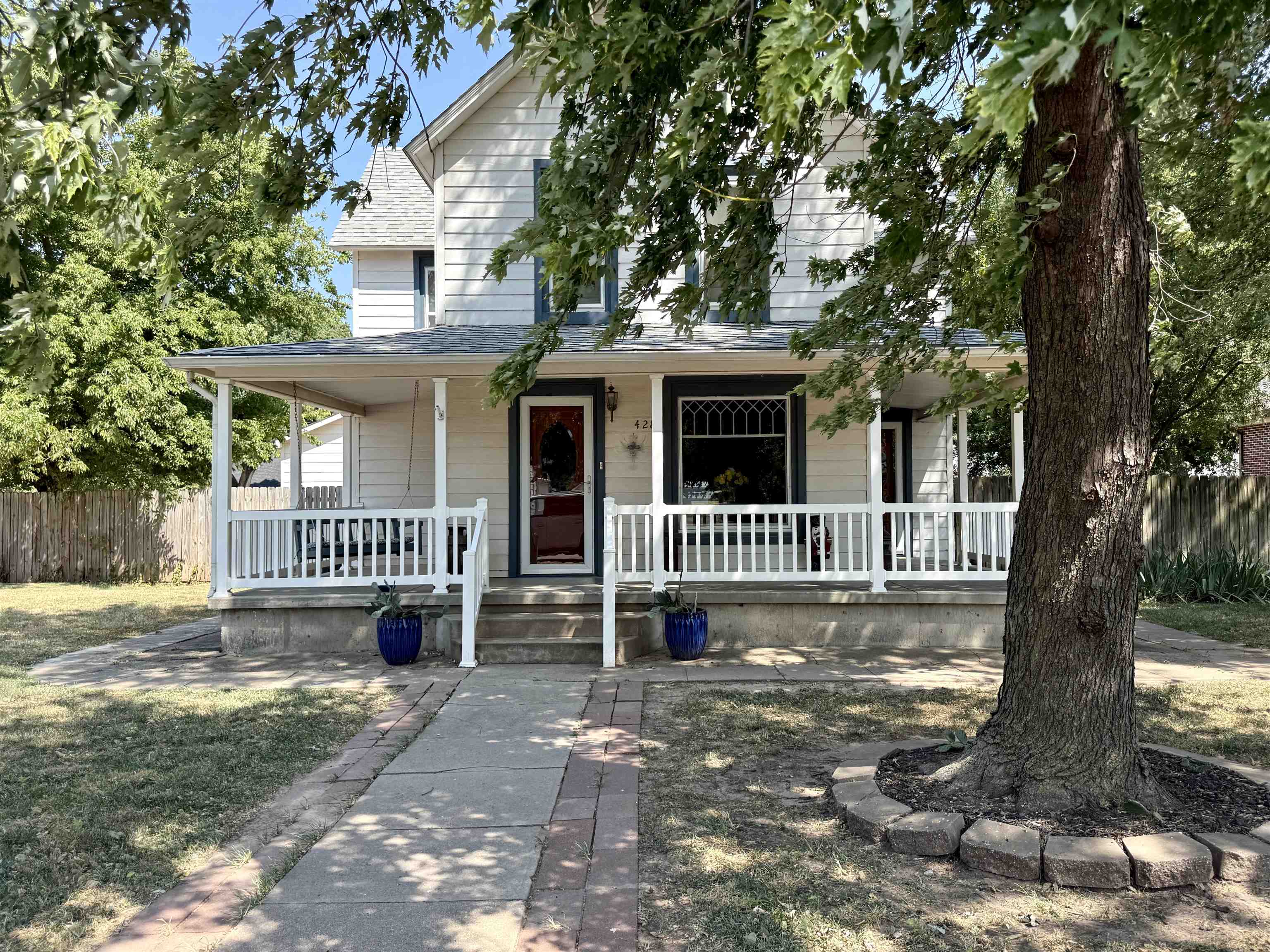 428 N Main St Property Photo 1