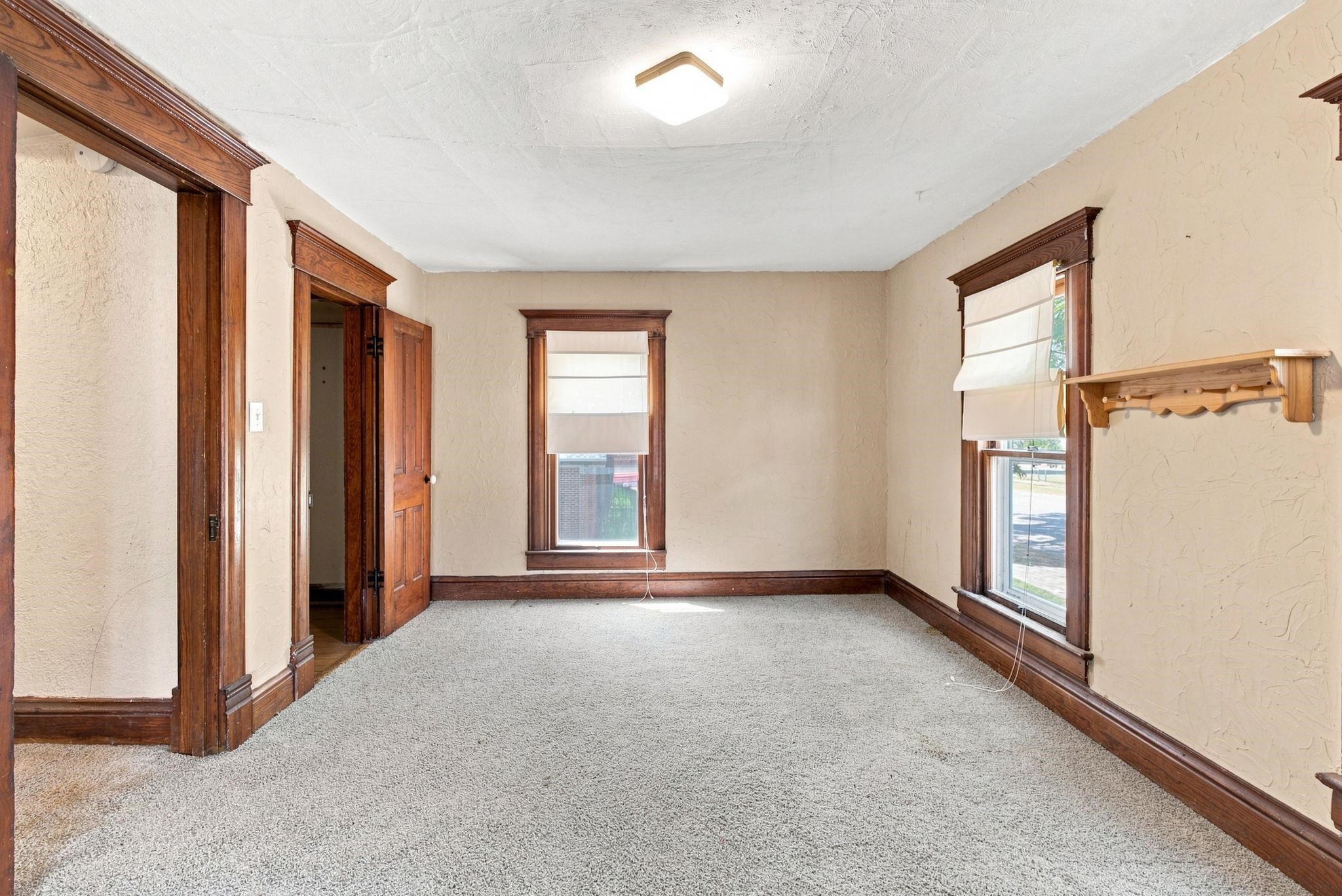 428 N Main St Property Photo 17
