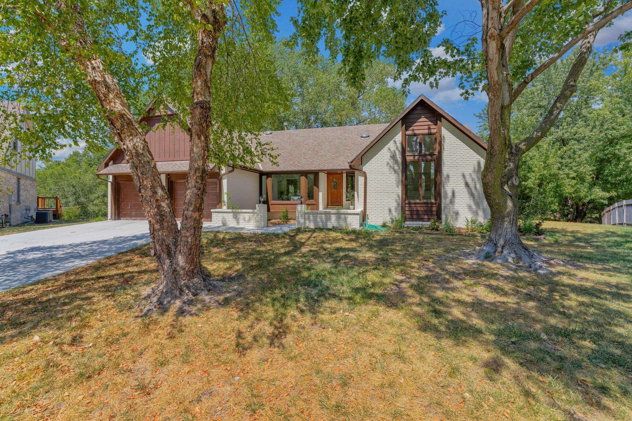 1325 N Covington Cir Property Photo 1