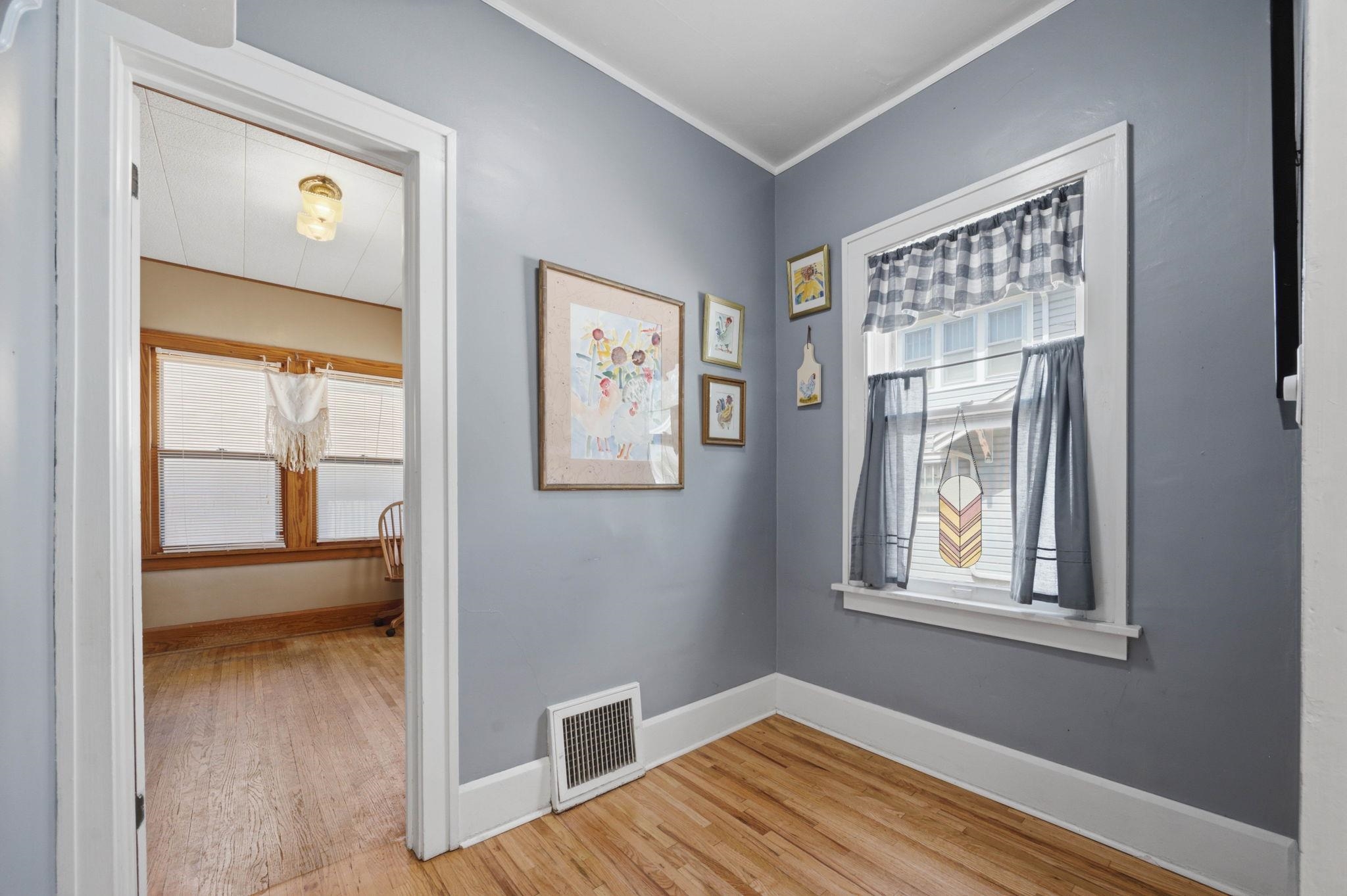 427 S Glenn St Property Photo 11