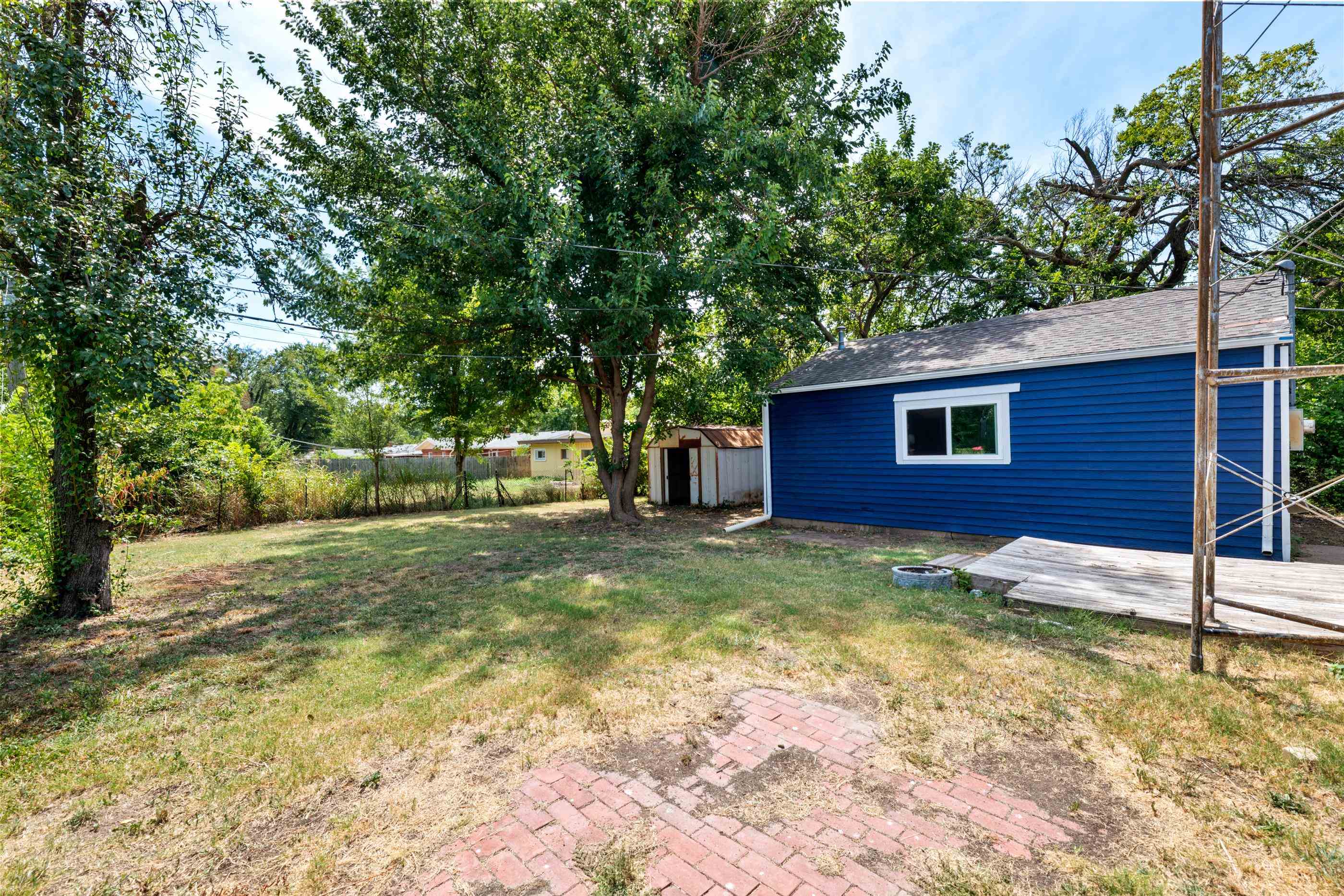 3609 E Countryside Plz Property Photo 6