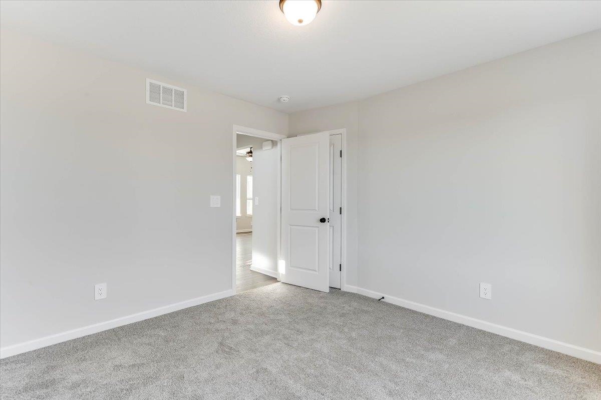 2224 E Arrowhead St Property Photo 29