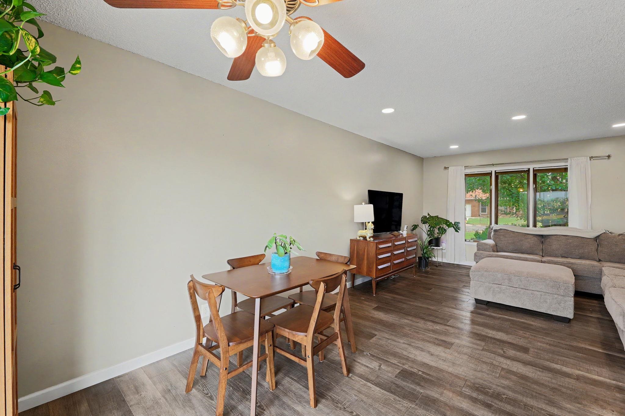 10603 W Nantucket St Property Photo 8