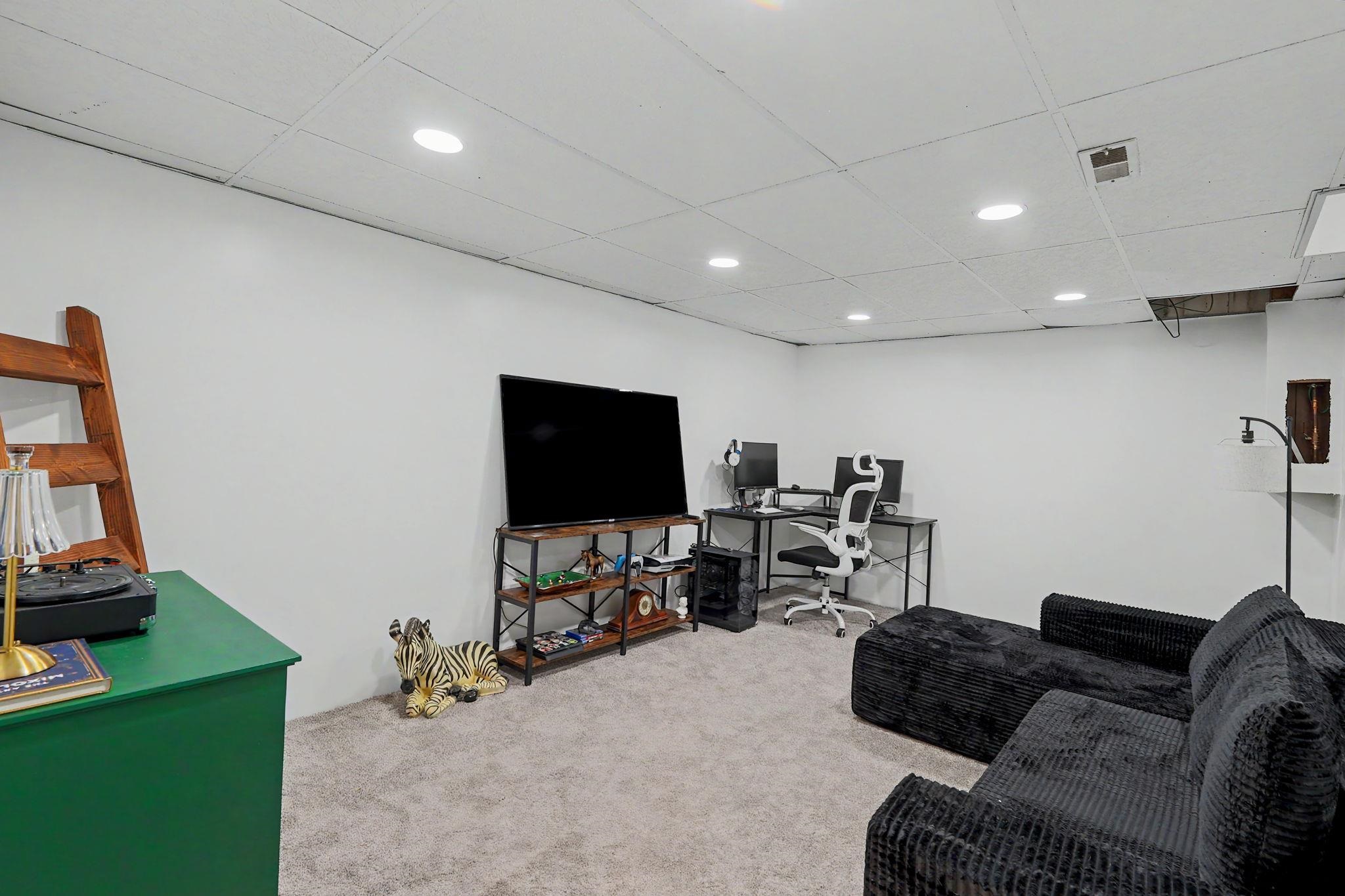 10603 W Nantucket St Property Photo 22