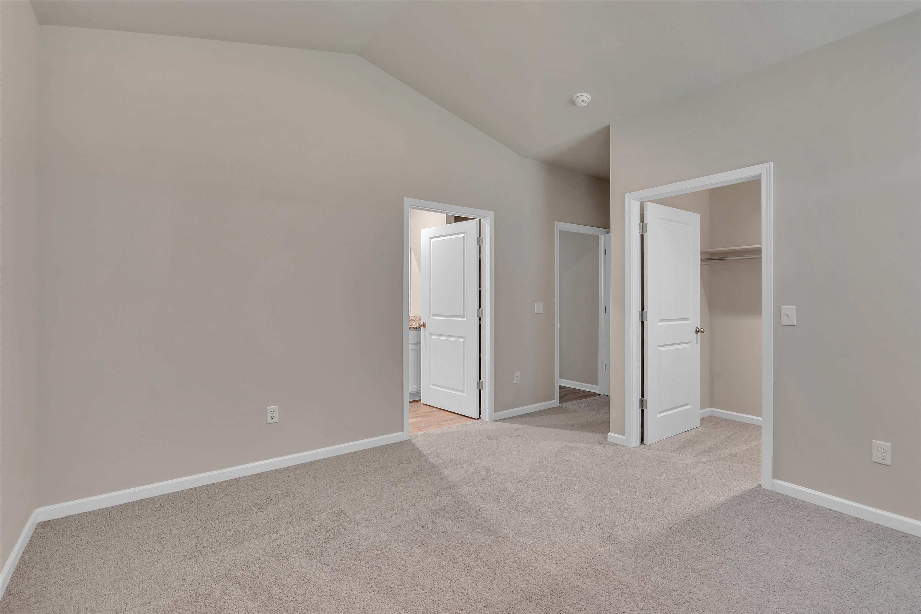 9404 E Hurst St Property Photo 16