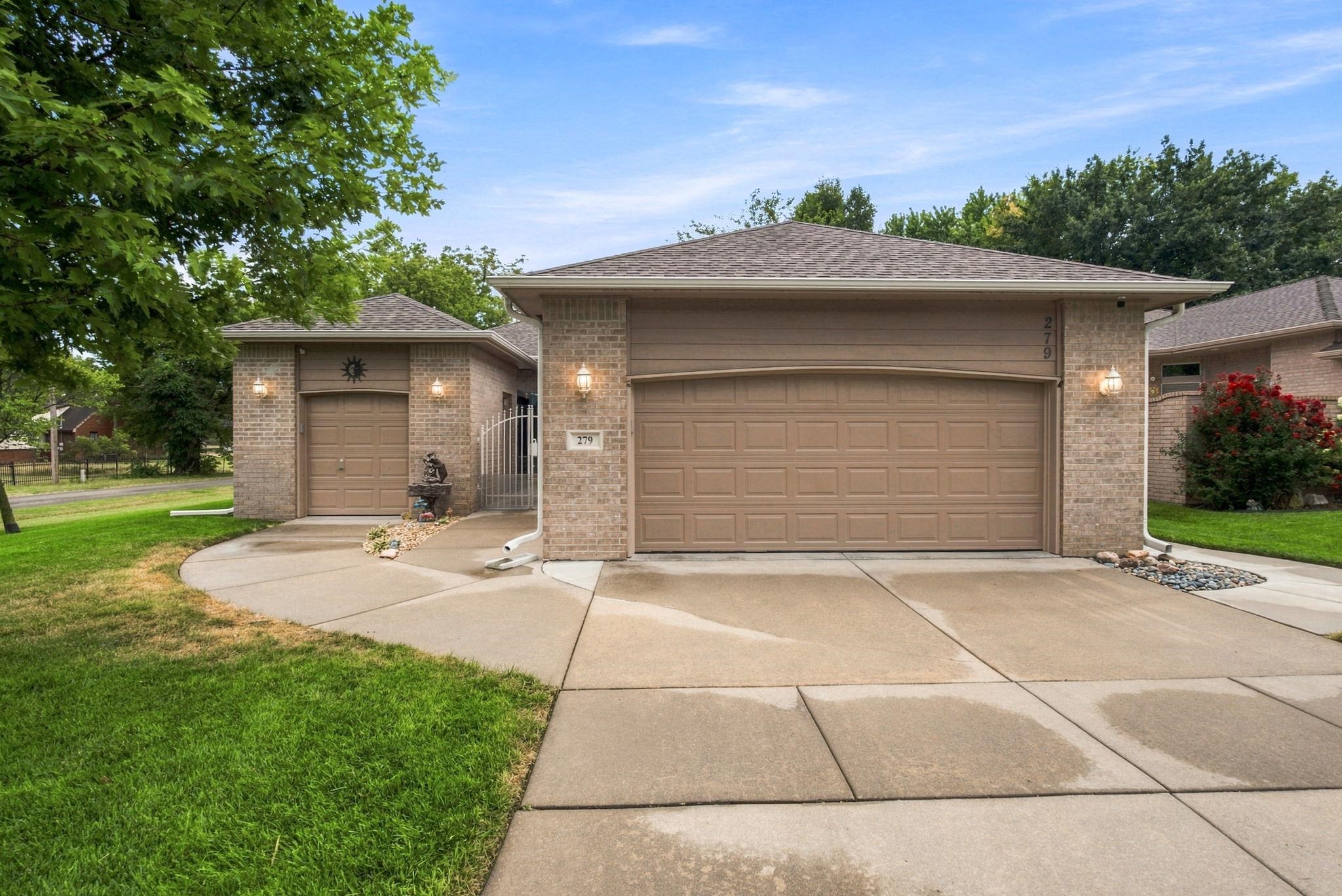 279 S Byron Property Photo 1