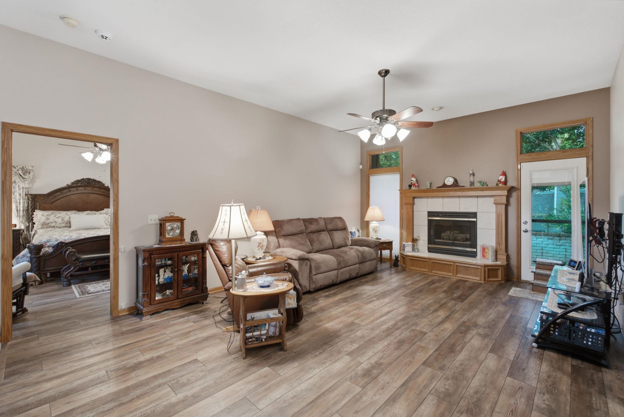 279 S Byron Property Photo 5