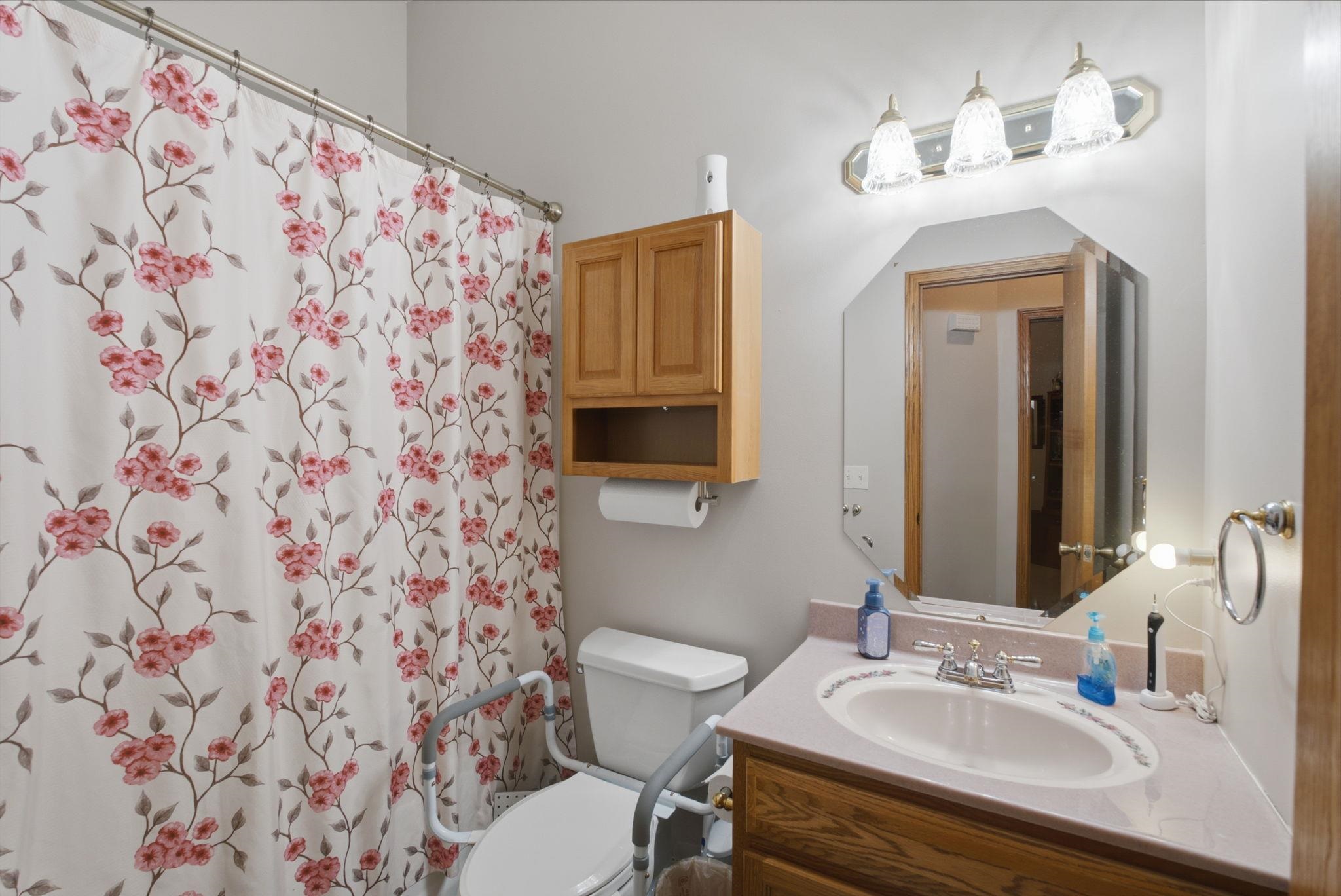279 S Byron Property Photo 14