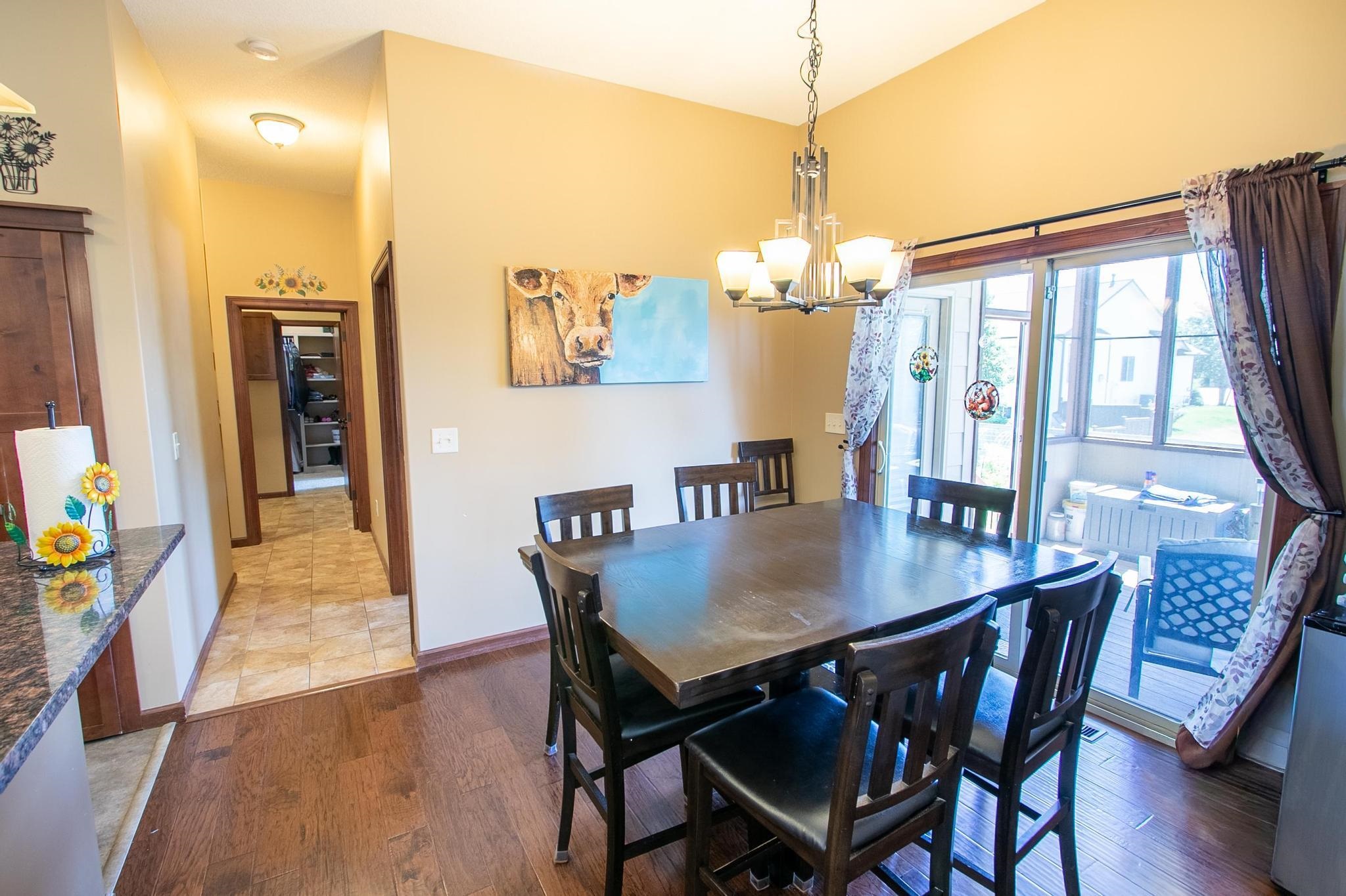 727 Goldspike Property Photo 10