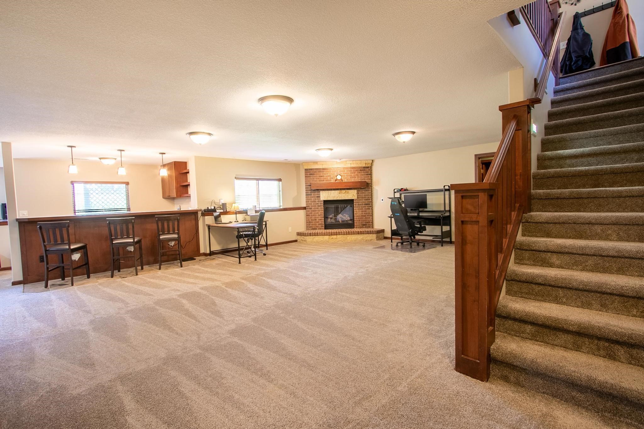 727 Goldspike Property Photo 19