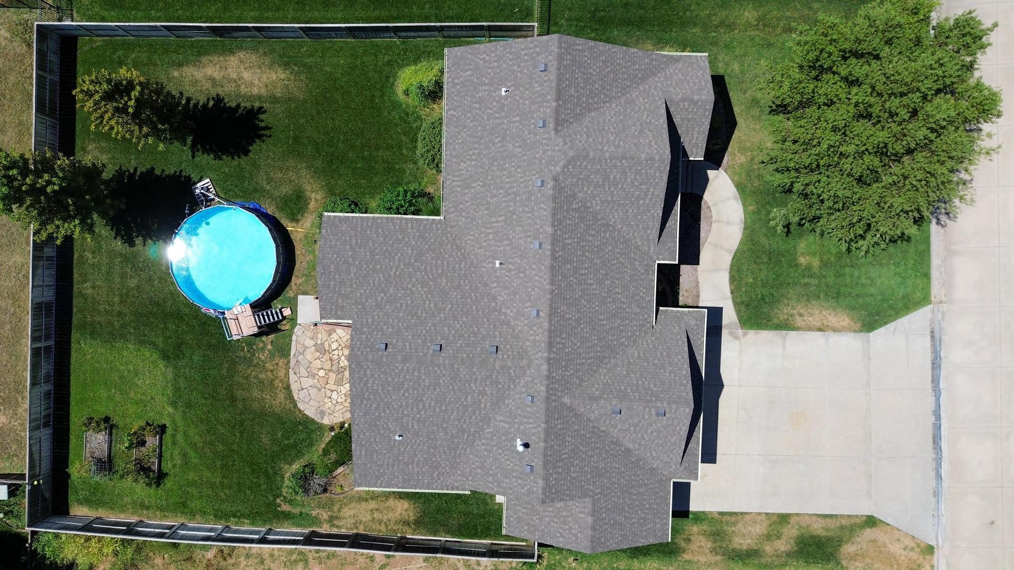 727 Goldspike Property Photo 31