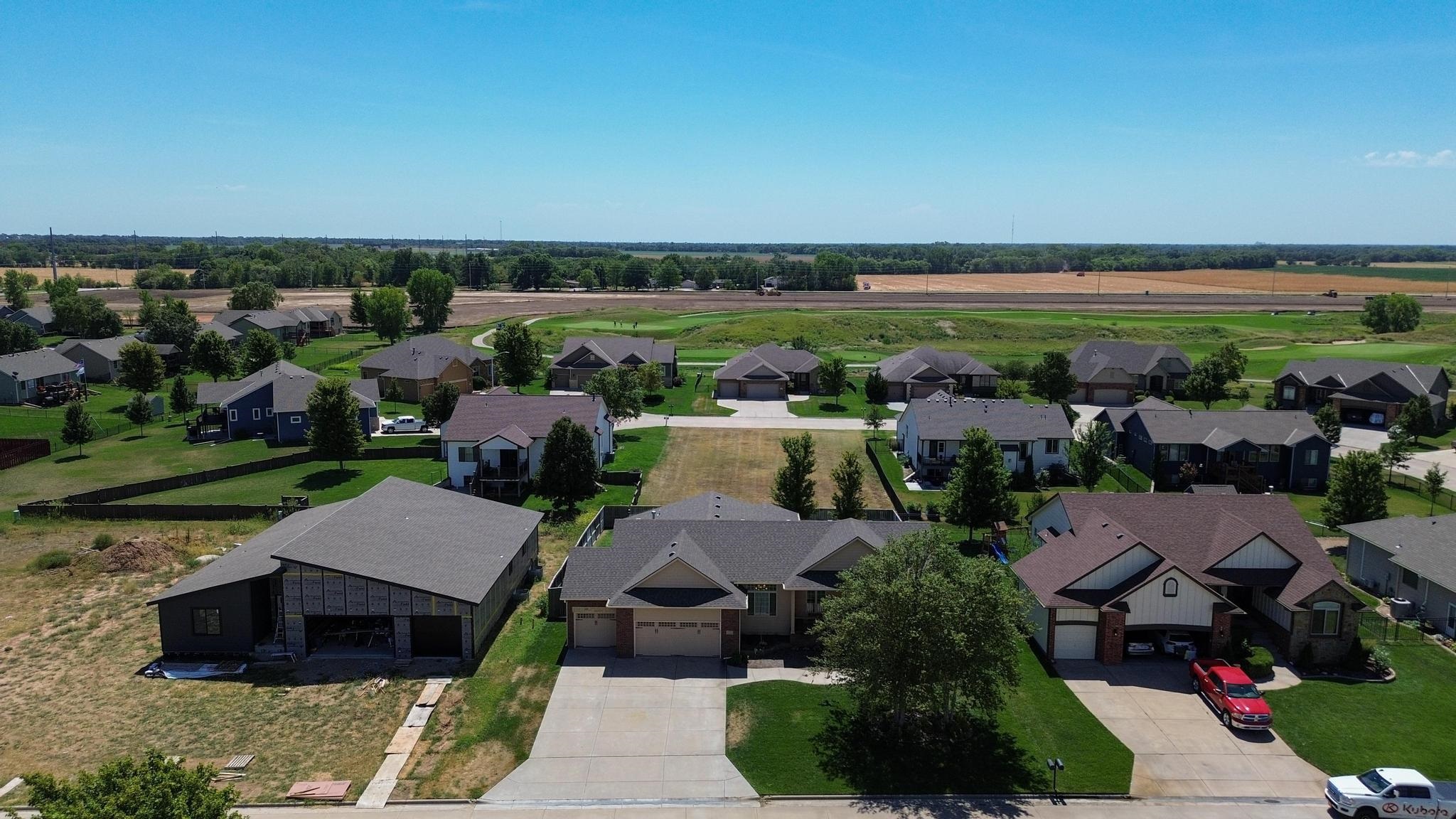 727 Goldspike Property Photo 35