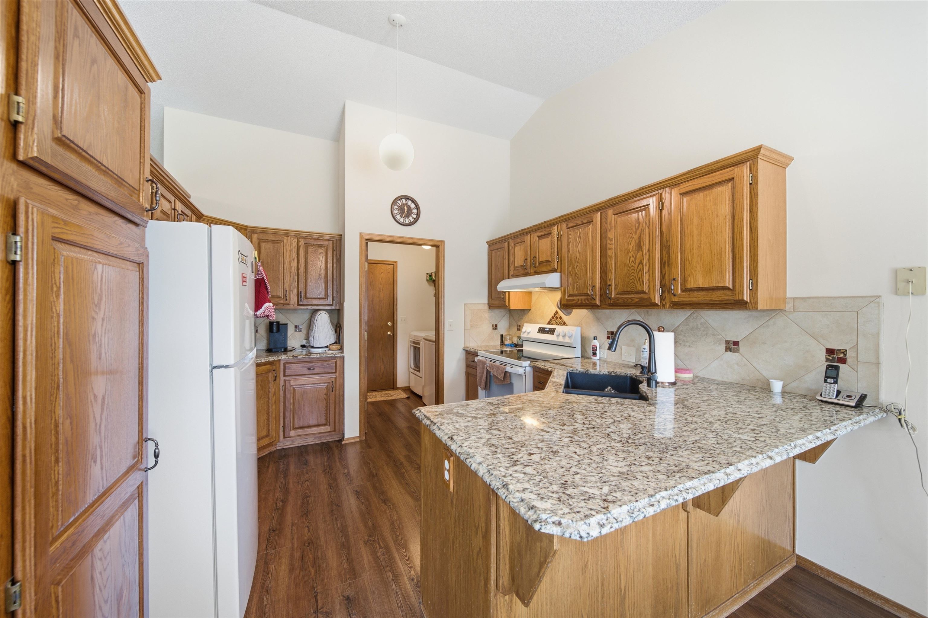 2314 N Parkridge Ct Property Photo 8