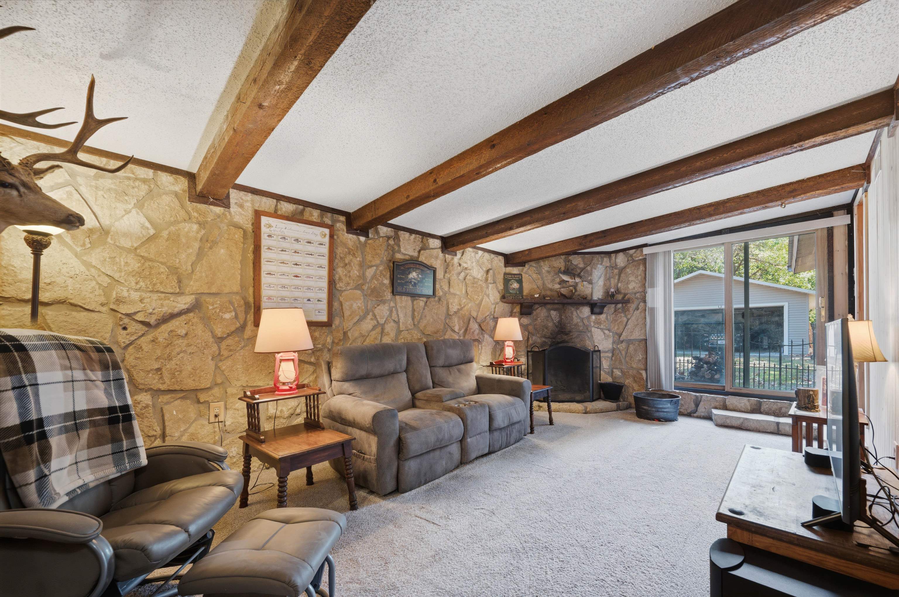 4840 N Sullivan Property Photo 25