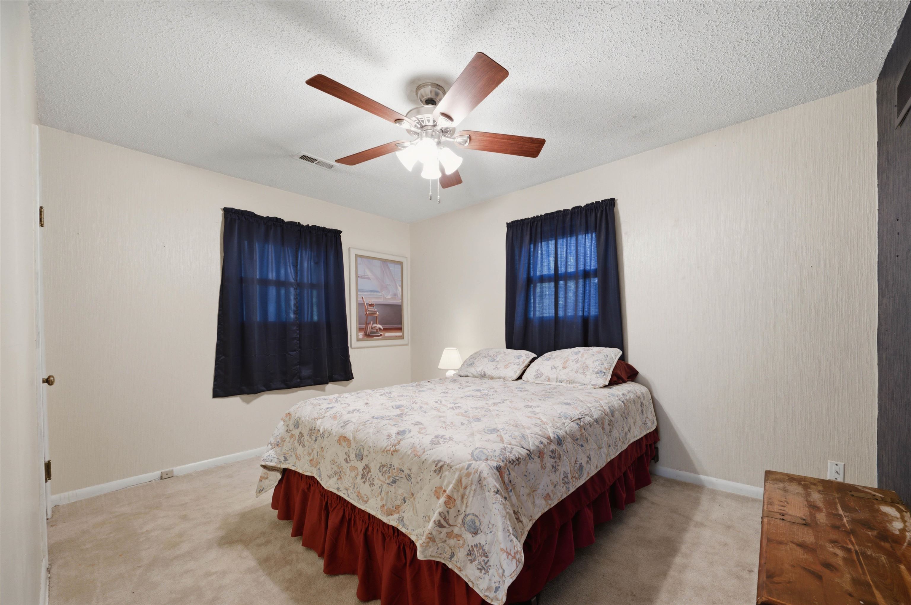 4840 N Sullivan Property Photo 32