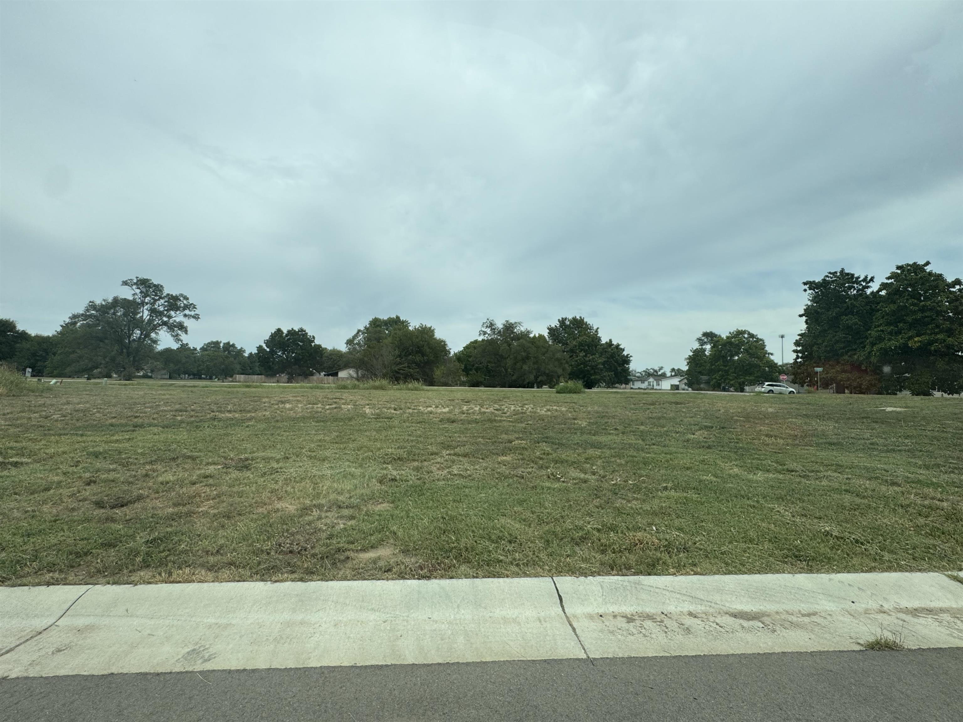 2220-2222 E Plaza Ct Property Photo 1