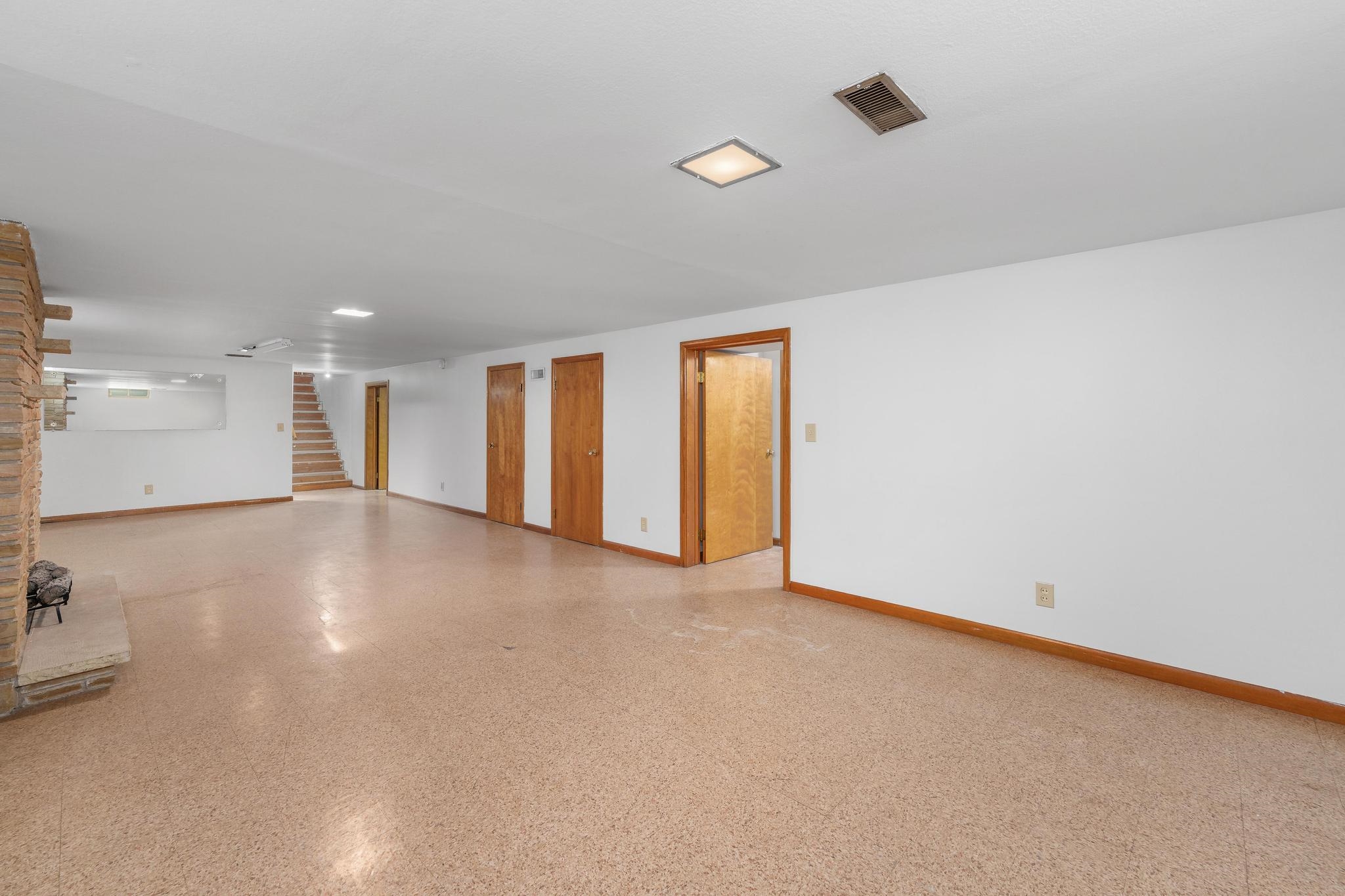 1921 E Scott Ave Property Photo 15