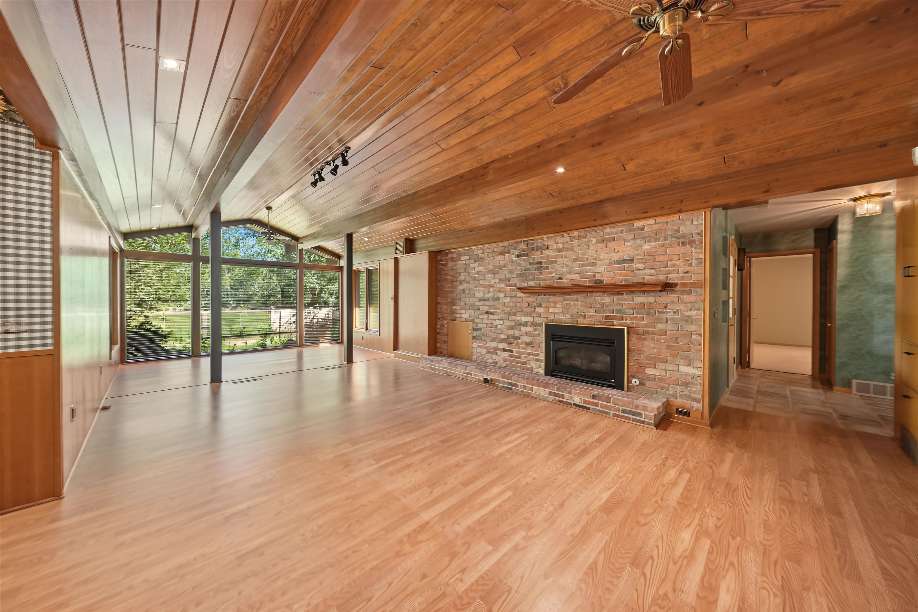 534 Upper Mill Hts. Dr. Property Photo 5