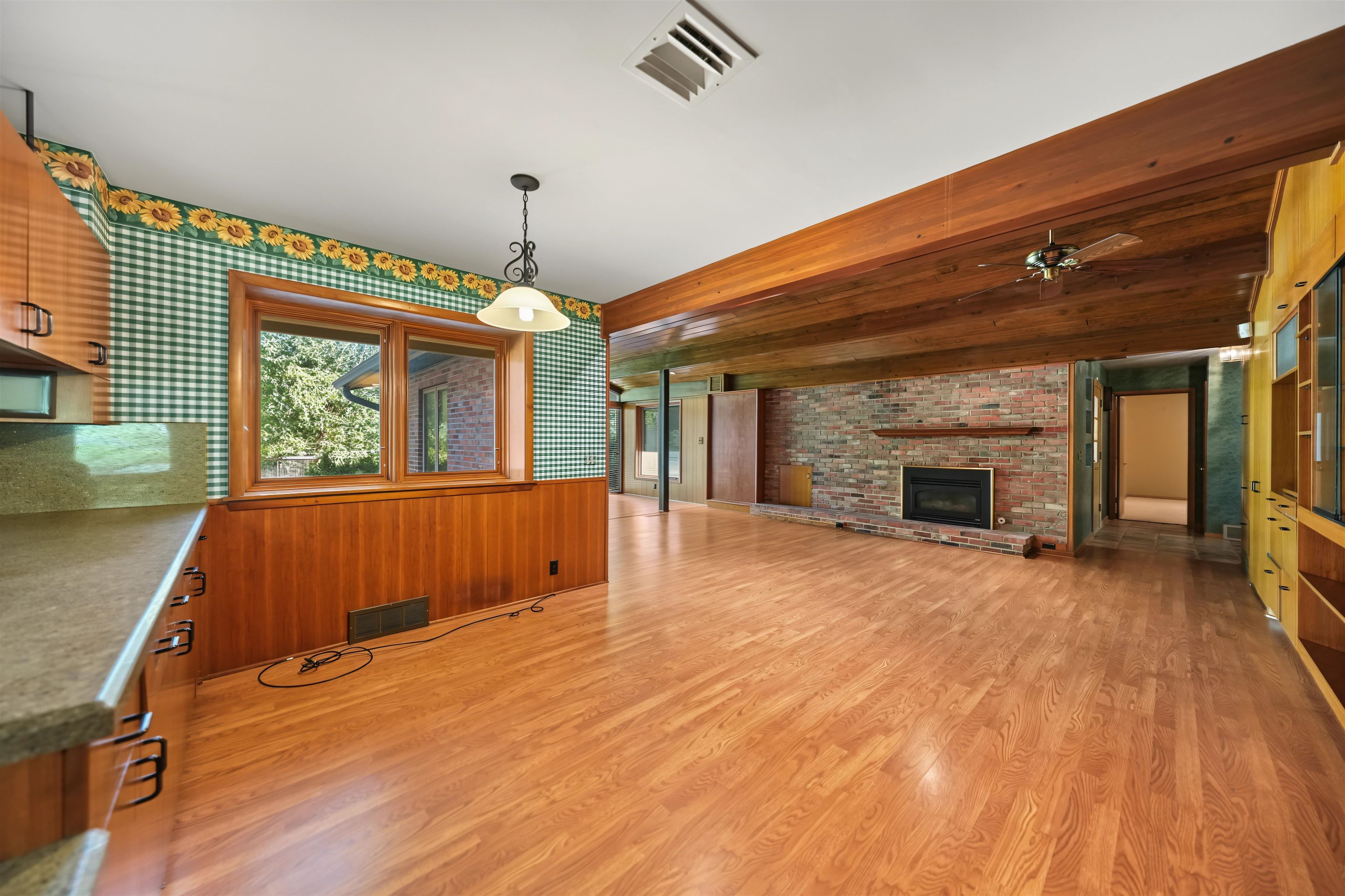 534 Upper Mill Hts. Dr. Property Photo 12